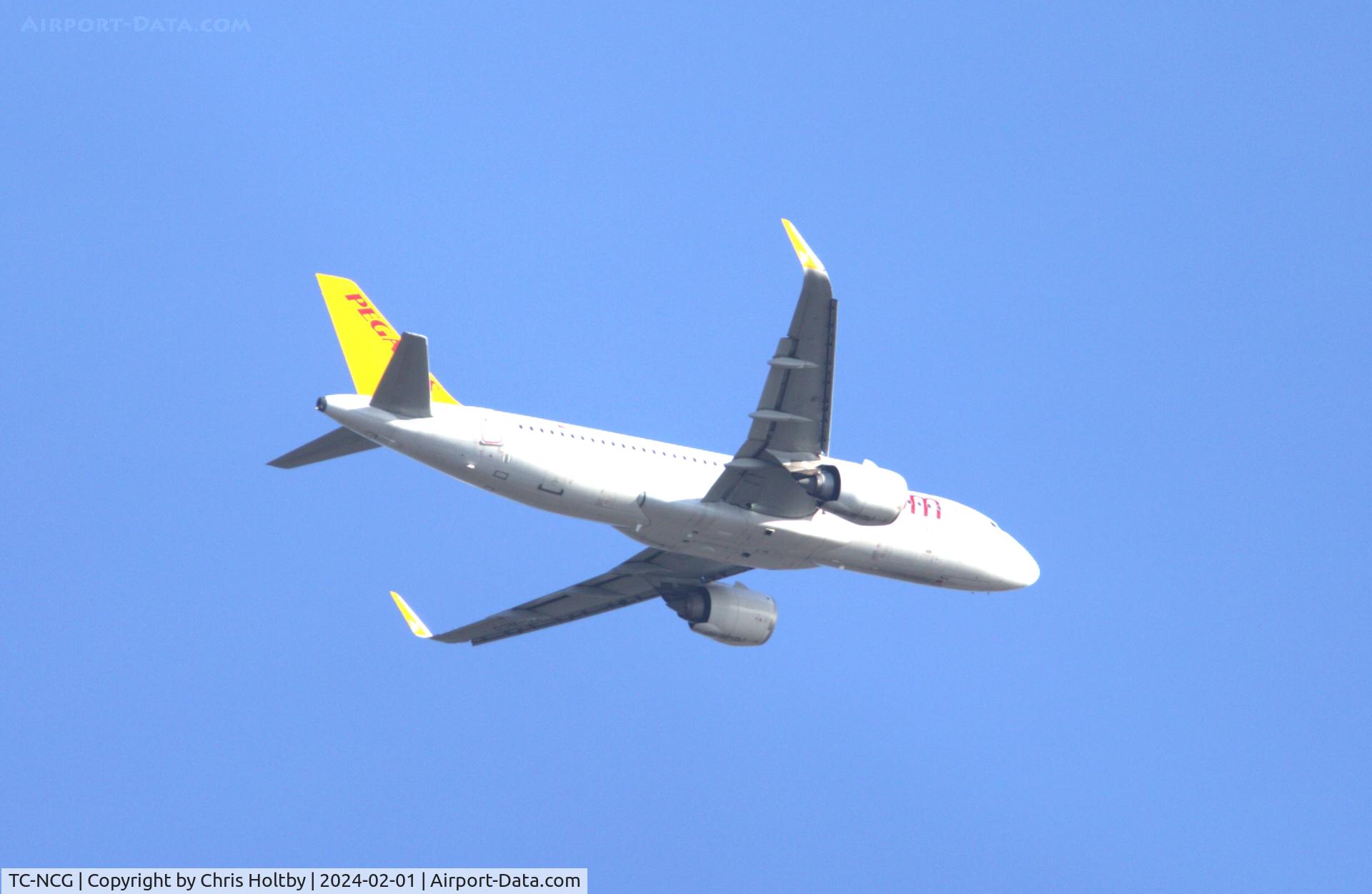 TC-NCG, 2019 Airbus A320-251NEO C/N 8863, Over Amwell, Herts