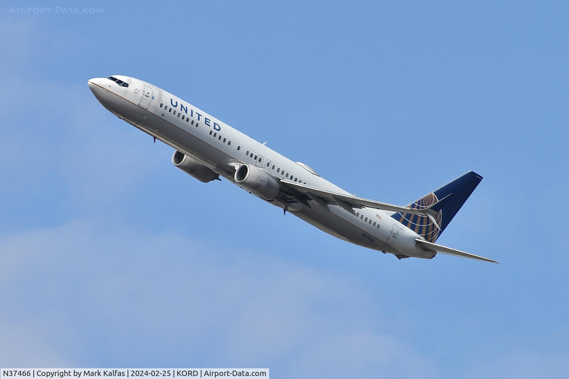 N37466, 2013 Boeing 737-924/ER C/N 31644, B739 United Airlines  BOEING 737-924ER N37466 UAL2618 ORD-STL