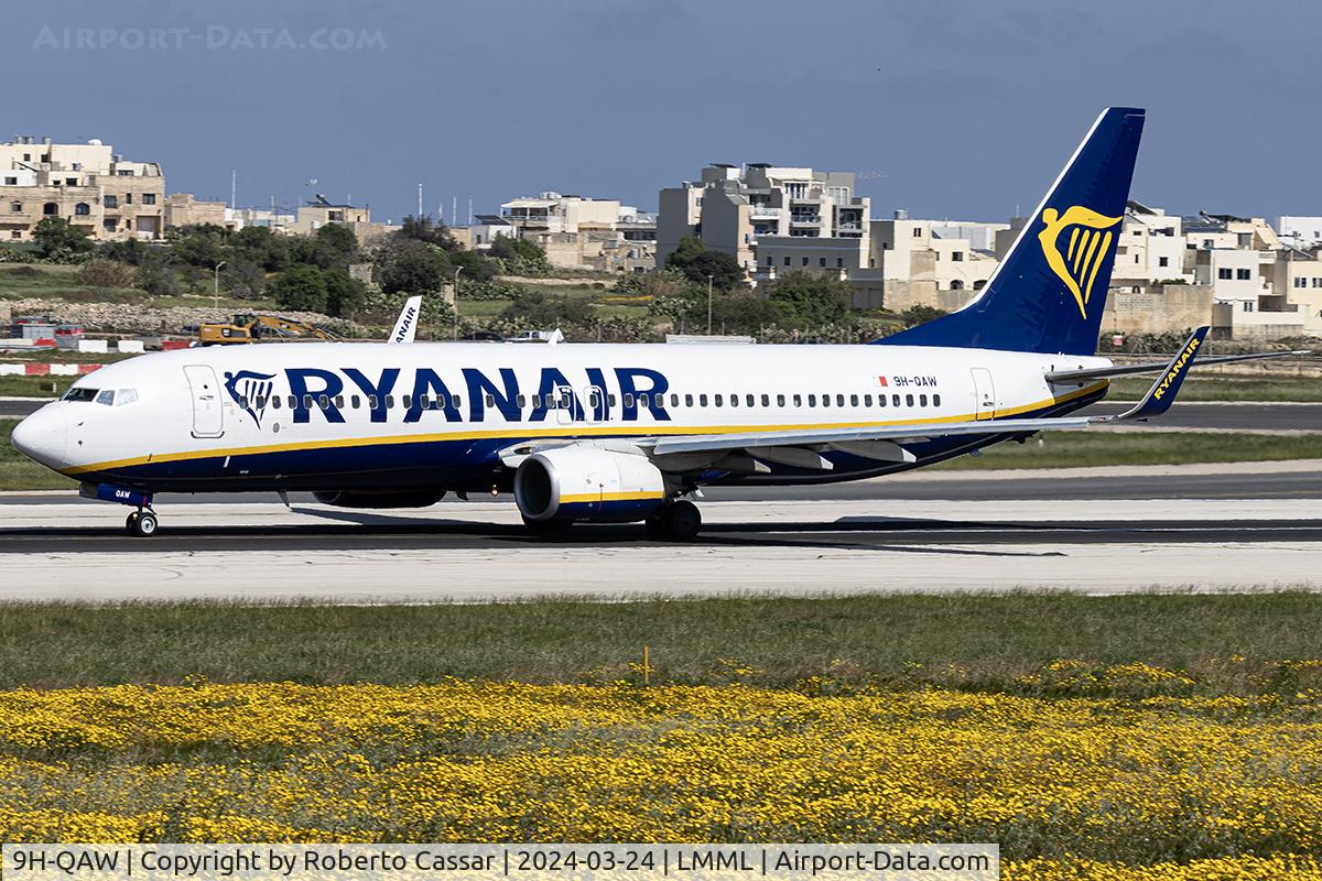 9H-QAW, 2015 Boeing 737-8AS C/N 44698, Runway 31