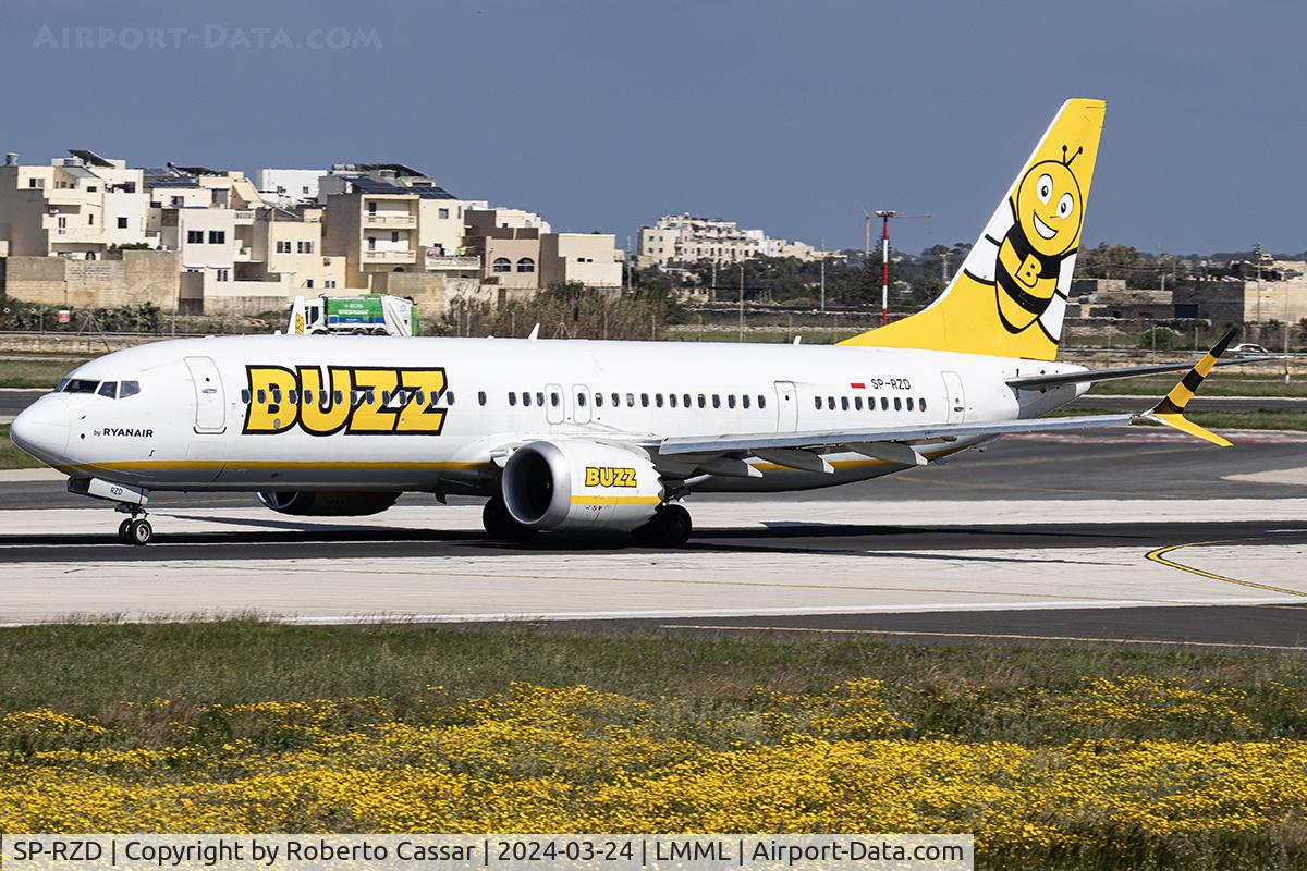 SP-RZD, 2021 Boeing 737-8-200 MAX C/N 62319, Runway 31