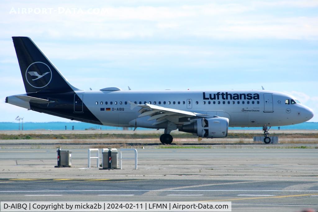 D-AIBQ, 2006 Airbus A319-112 C/N 2652, Taxiing