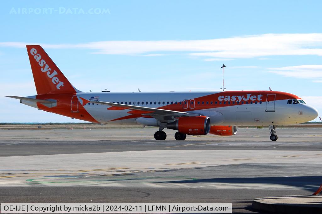 OE-IJE, 2011 Airbus A320-214 C/N 4636, Taxiing