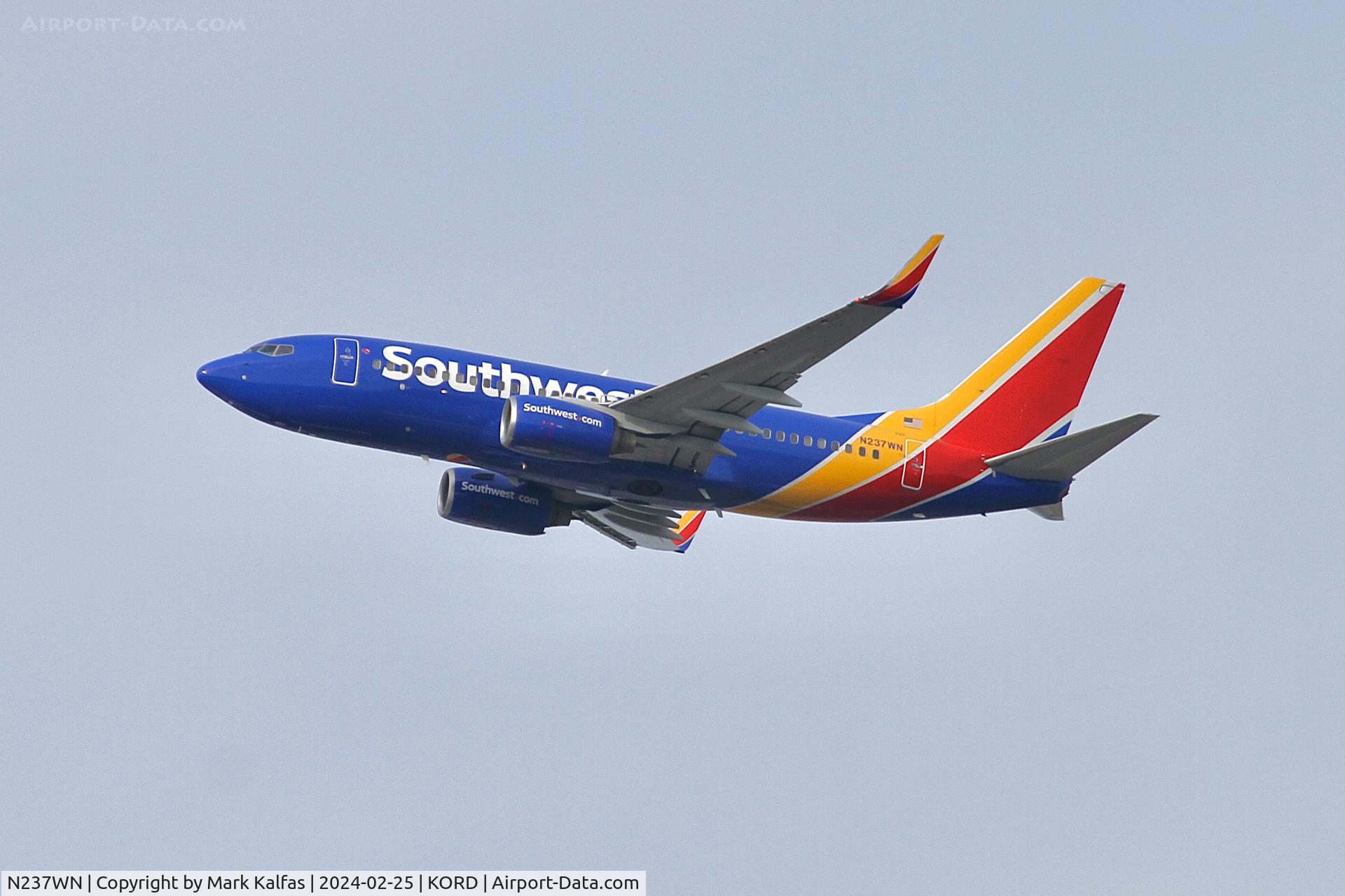 N237WN, 2006 Boeing 737-7H4 C/N 34632, B737 Southwest BOEING 737-7H4 N237WN SWA1534 ORD-DEN