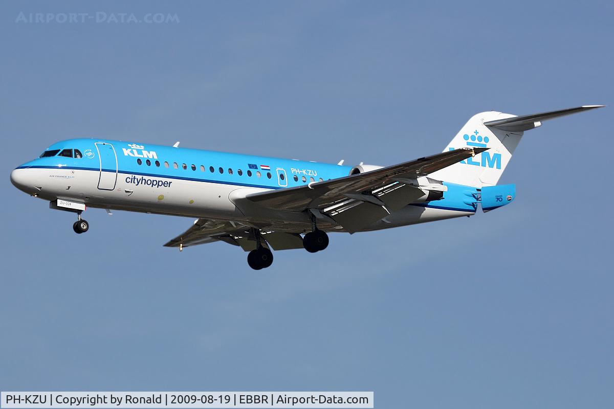 PH-KZU, 1995 Fokker 70 (F-28-0070) C/N 11543, at ebbr