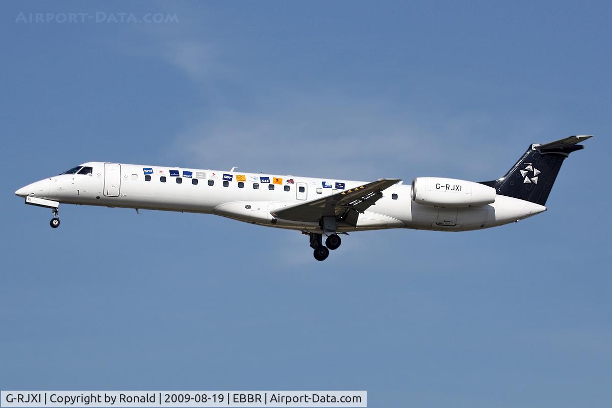 G-RJXI, 2001 Embraer EMB-145EP (ERJ-145EP) C/N 145454, at ebbr