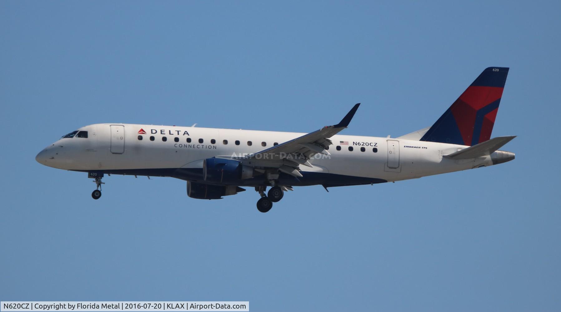 N620CZ, 2008 Embraer 175LR (ERJ-170-200LR) C/N 17000214, CPZ/DAL E175 zx SFO-LAX
