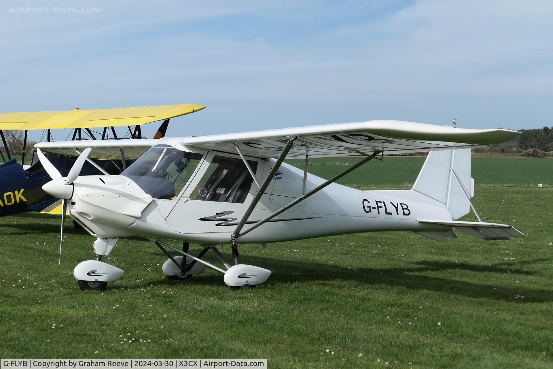 G-FLYB, 2003 Comco Ikarus C42 FB100 C/N 0309-6572, Parked at Northrepps.