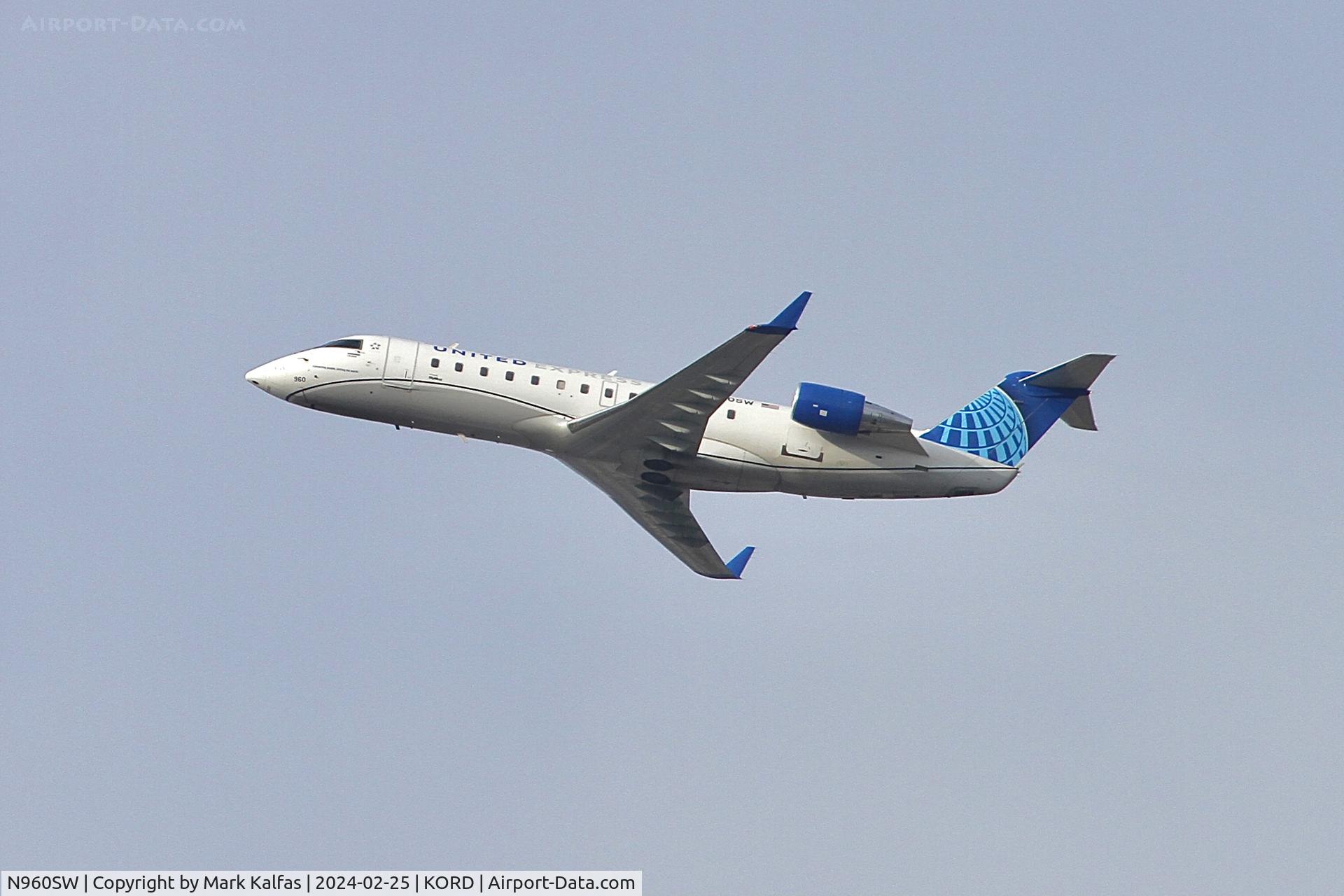 N960SW, 2003 Bombardier CRJ-200ER (CL-600-2B19) C/N 7853, CRJ2 Sky West/ United Express Bombardier 600-2B19, N960SW ORD-FOD