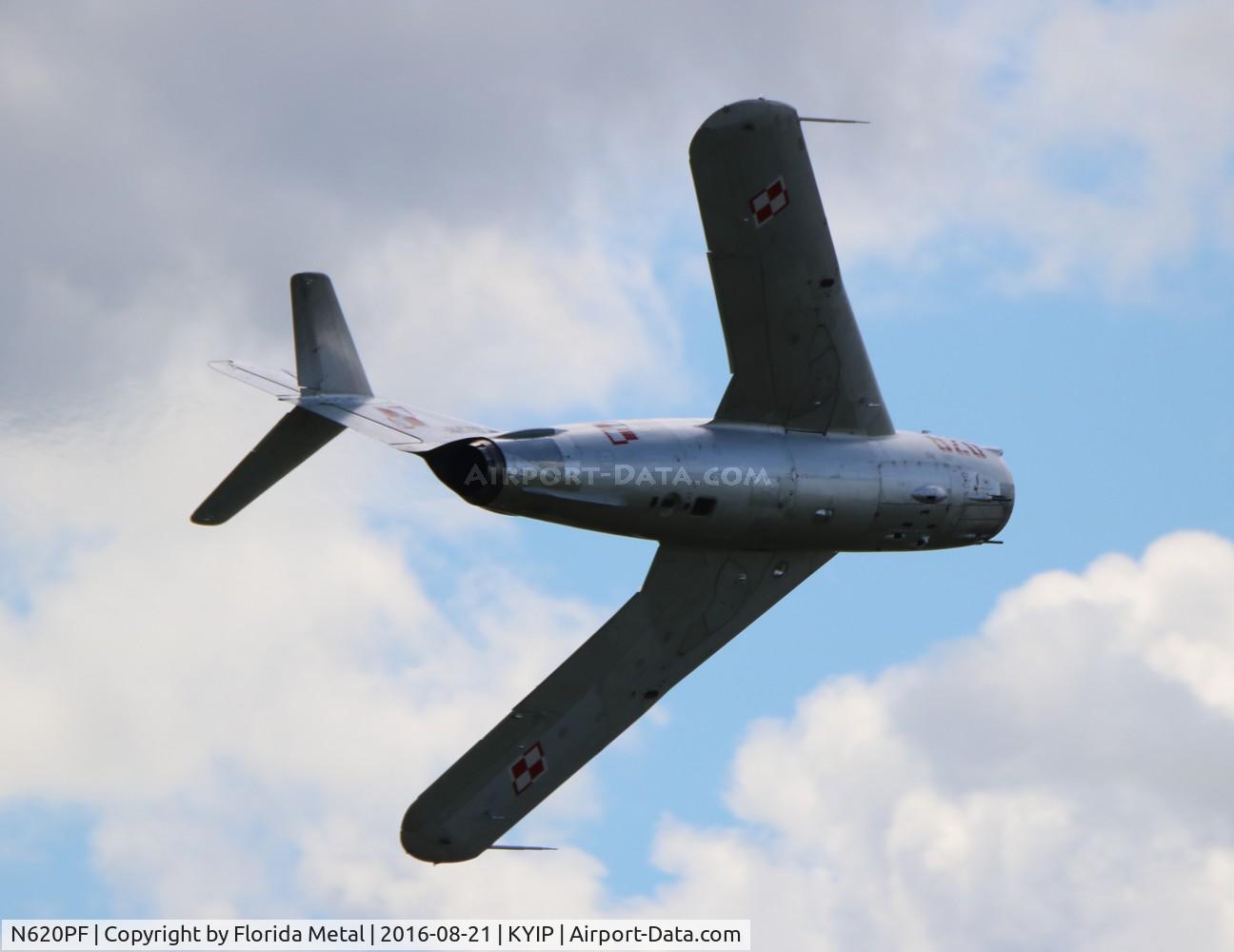 N620PF, 1960 PZL-Mielec Lim-5 (MiG-17F) C/N 1D0620, Thunder Over Michigan 2016 zx