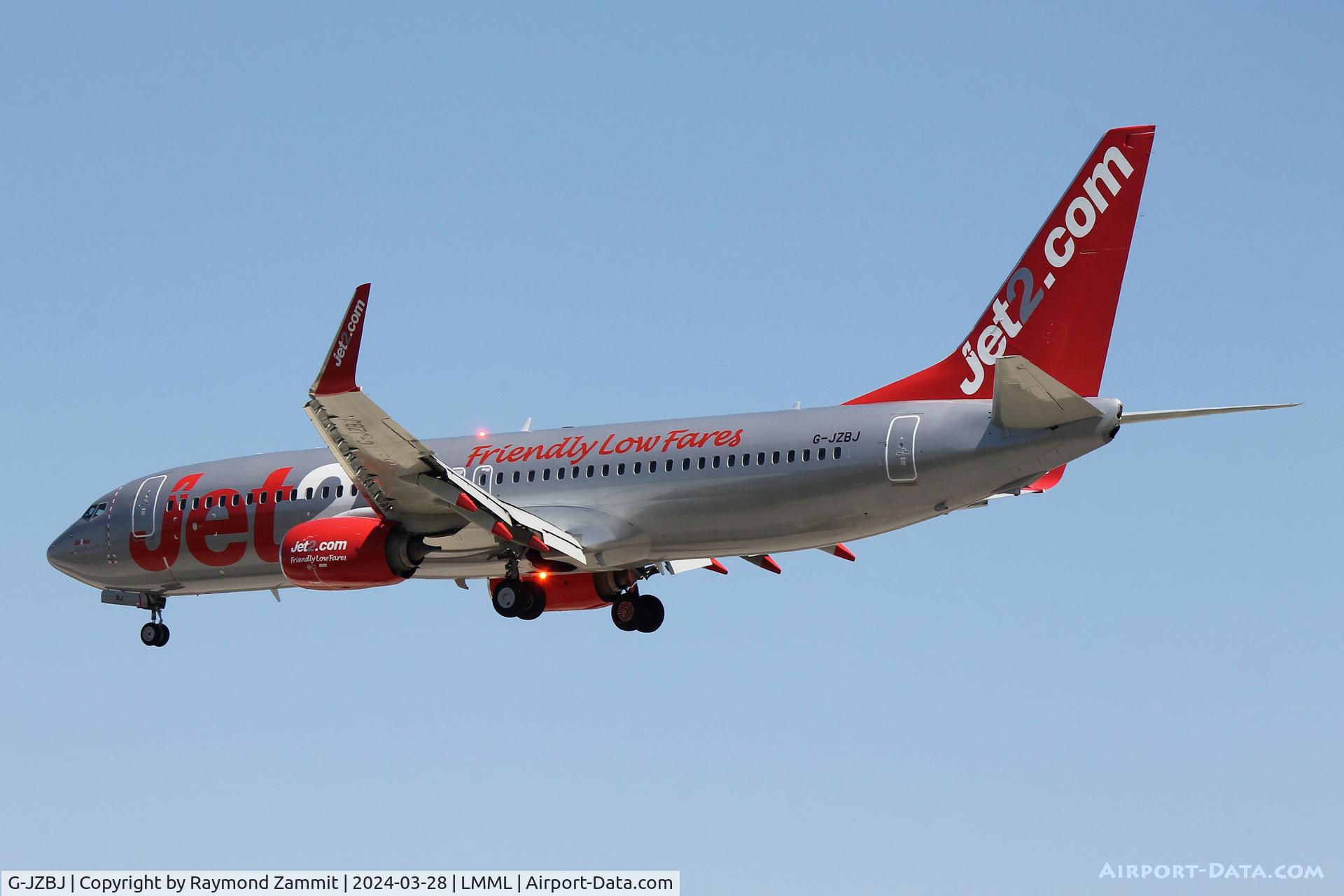 G-JZBJ, 2018 Boeing 737-8MG C/N 63165, B737-800 G-JZBJ Jet2Com