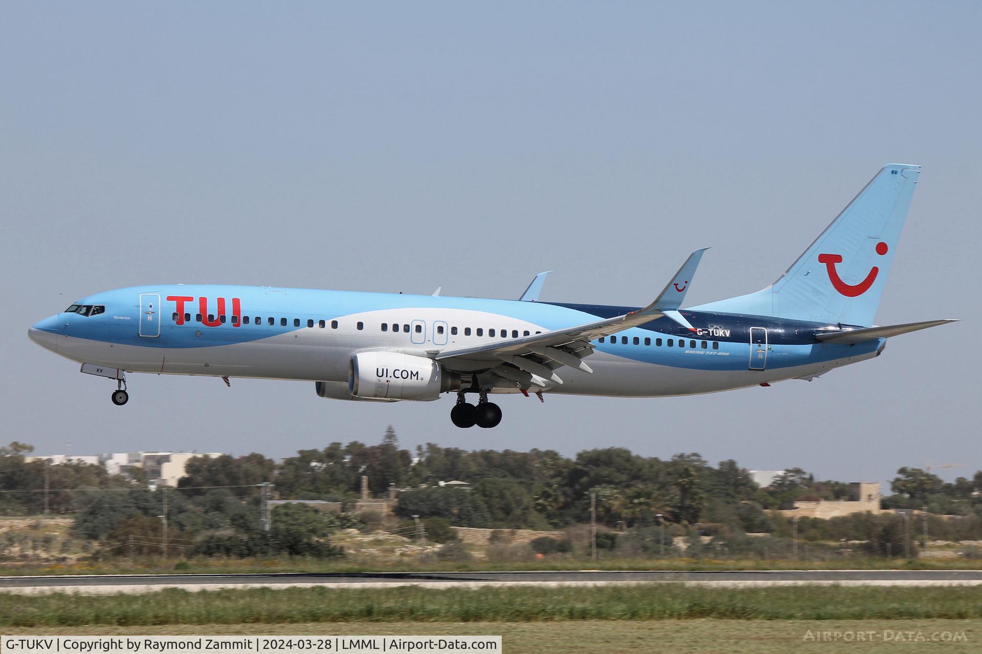 G-TUKV, 2009 Boeing 737-8K5 C/N 35149, B737-800 G-TUKV TuiFly