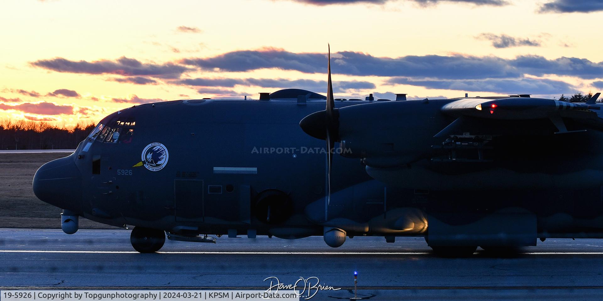 19-5926, Lockheed Martin AC-130J Ghostrider C/N 382-5926, HEAL11 taxiing up to RW34