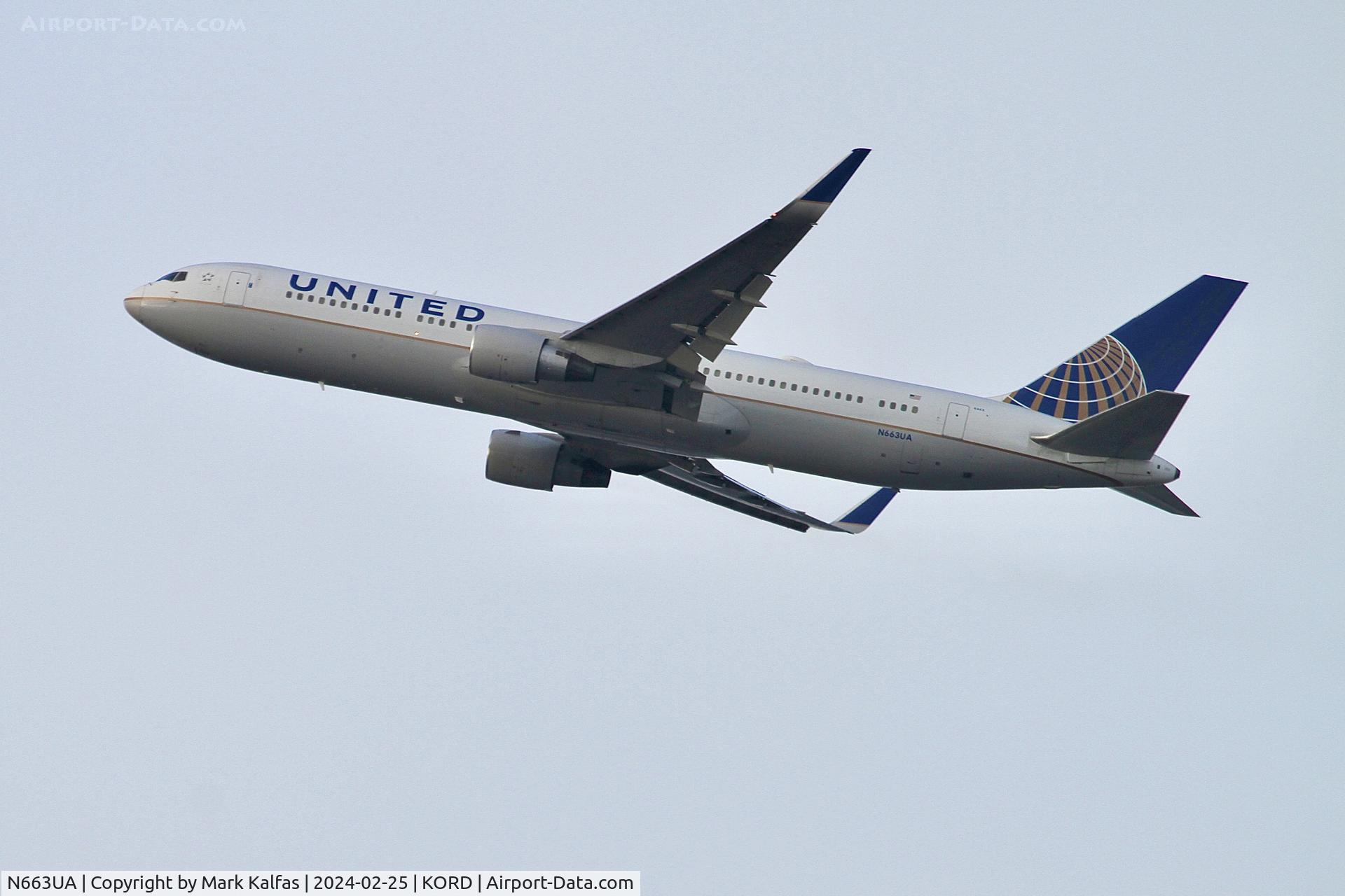 N663UA, 1993 Boeing 767-322 C/N 27160, B763 United Airlines Boeing 767-322 N663UA UAL929 KORD-EGLL