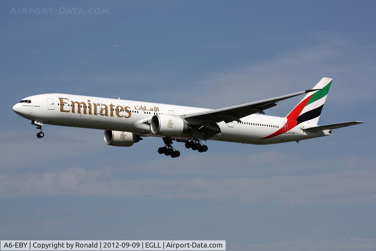 A6-EBY, 2007 Boeing 777-36N/ER C/N 33864, at lhr