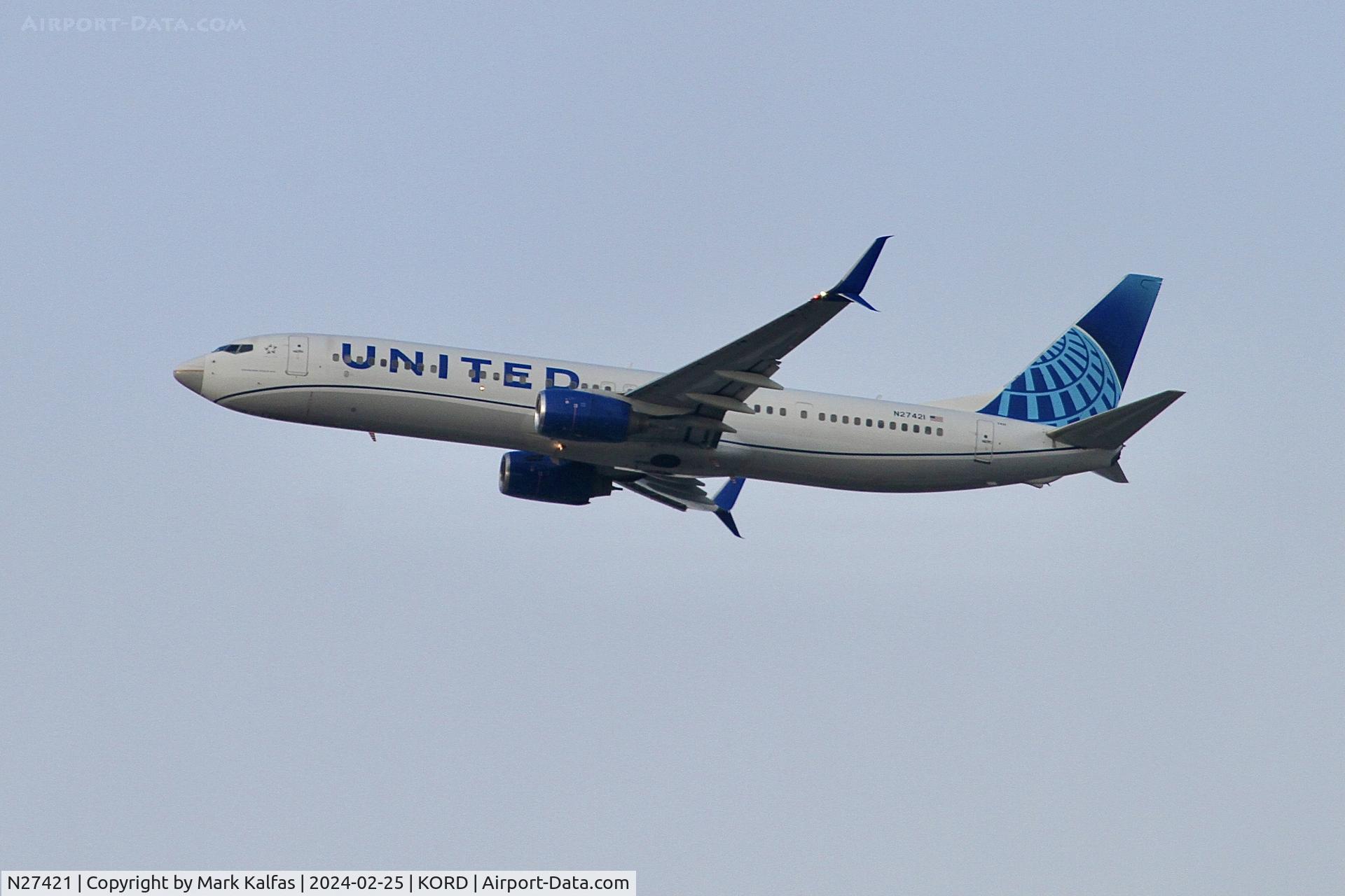 N27421, 2008 Boeing 737-924/ER C/N 37094, B739 United Airlines Boeing 737-924ER N27421 UAL622 ORD-EWR