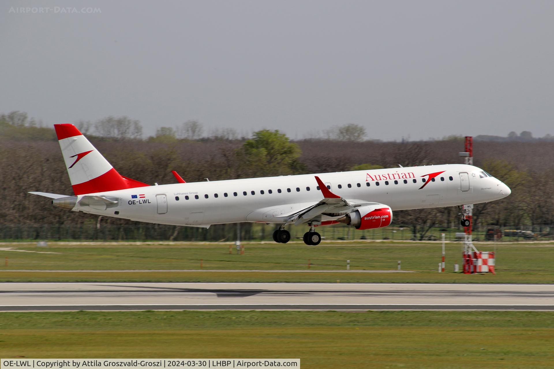 OE-LWL, 2012 Embraer 195LR (ERJ-190-200LR) C/N 19000532, LHBP/BUD - Liszt Ferenc International Airport, Hungary