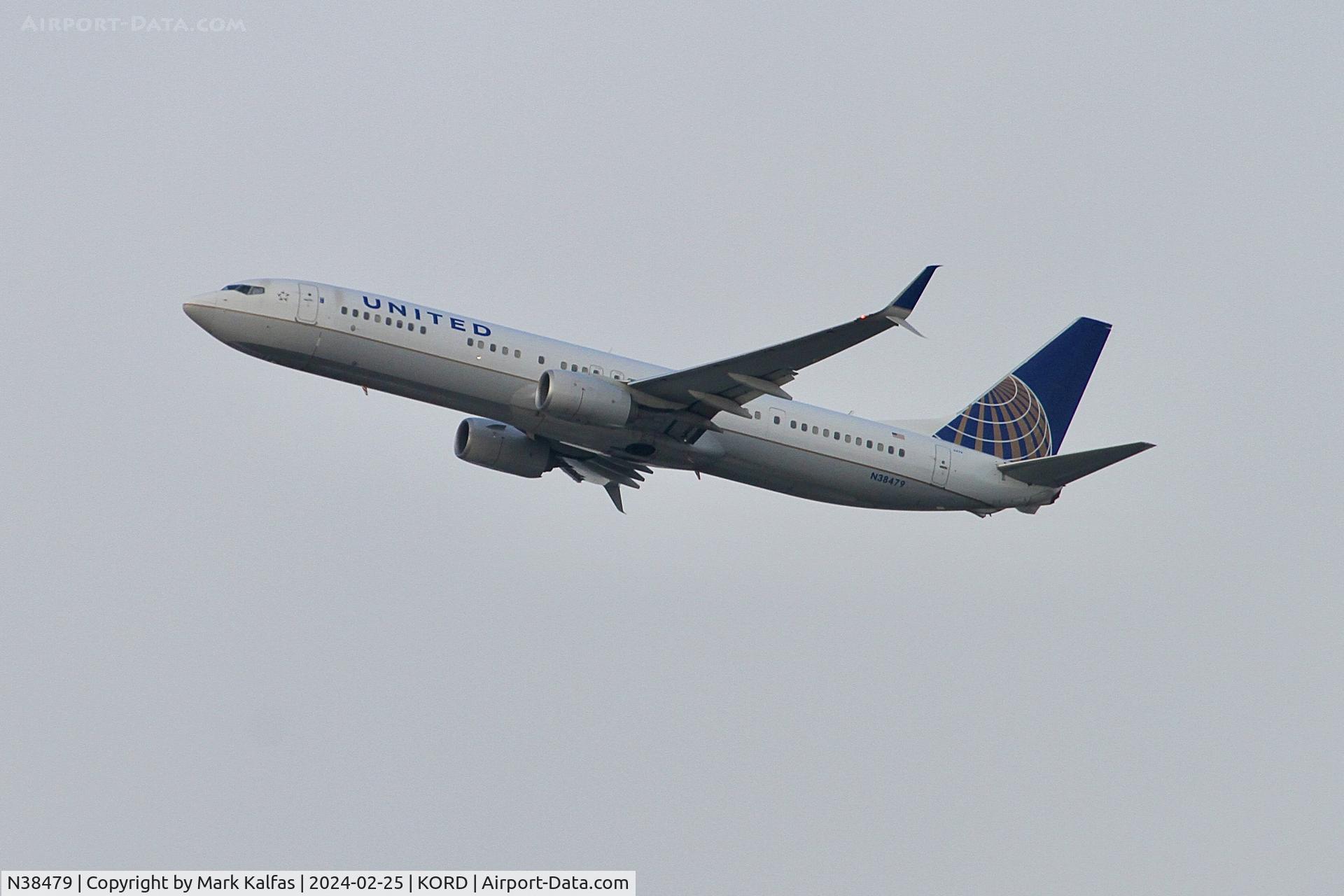 N38479, 2016 Boeing 737-924/ER C/N 62817, B739 United Airlines Boeing 737-924ER N38479 UAL2169 ORD-PHX