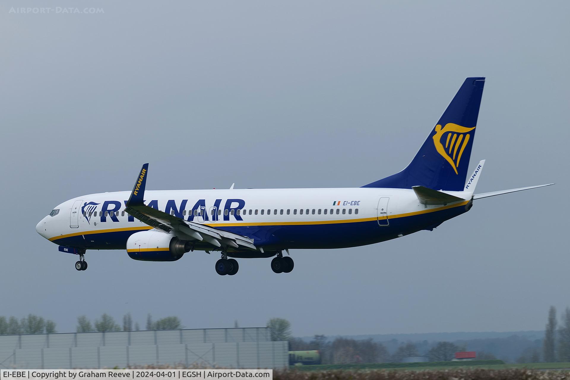 EI-EBE, 2009 Boeing 737-8AS C/N 37523, Landing at Norwich, the first Ryanair of the season.