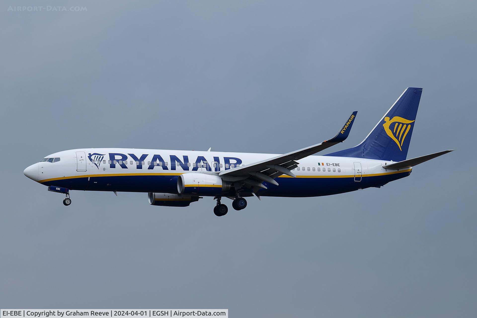 EI-EBE, 2009 Boeing 737-8AS C/N 37523, Landing at Norwich, the first Ryanair of the season.