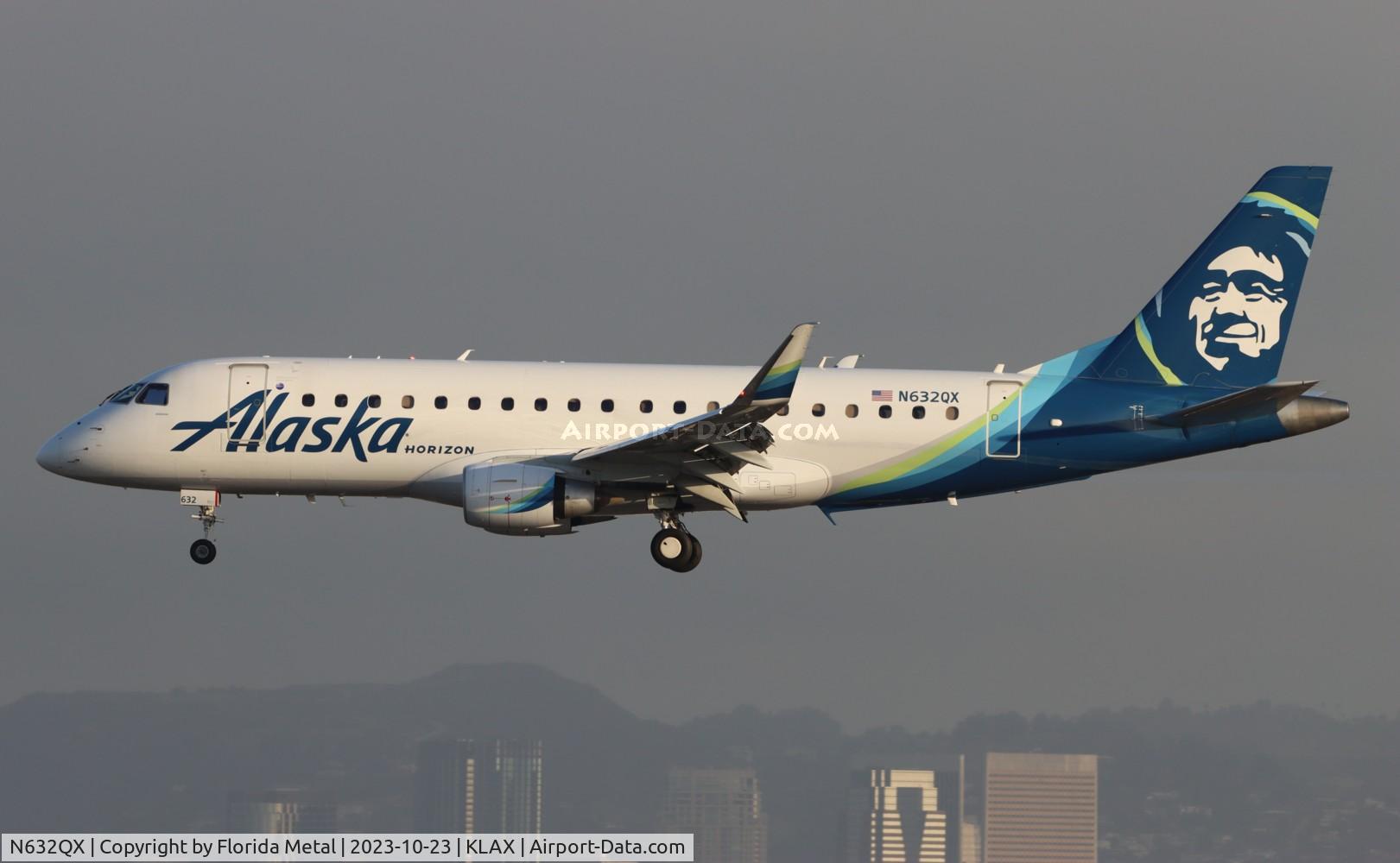 N632QX, 2018 Embraer 175LR (ERJ-170-200LR) C/N 17000718, QXE/ASA E175 zx PDX-LAX
