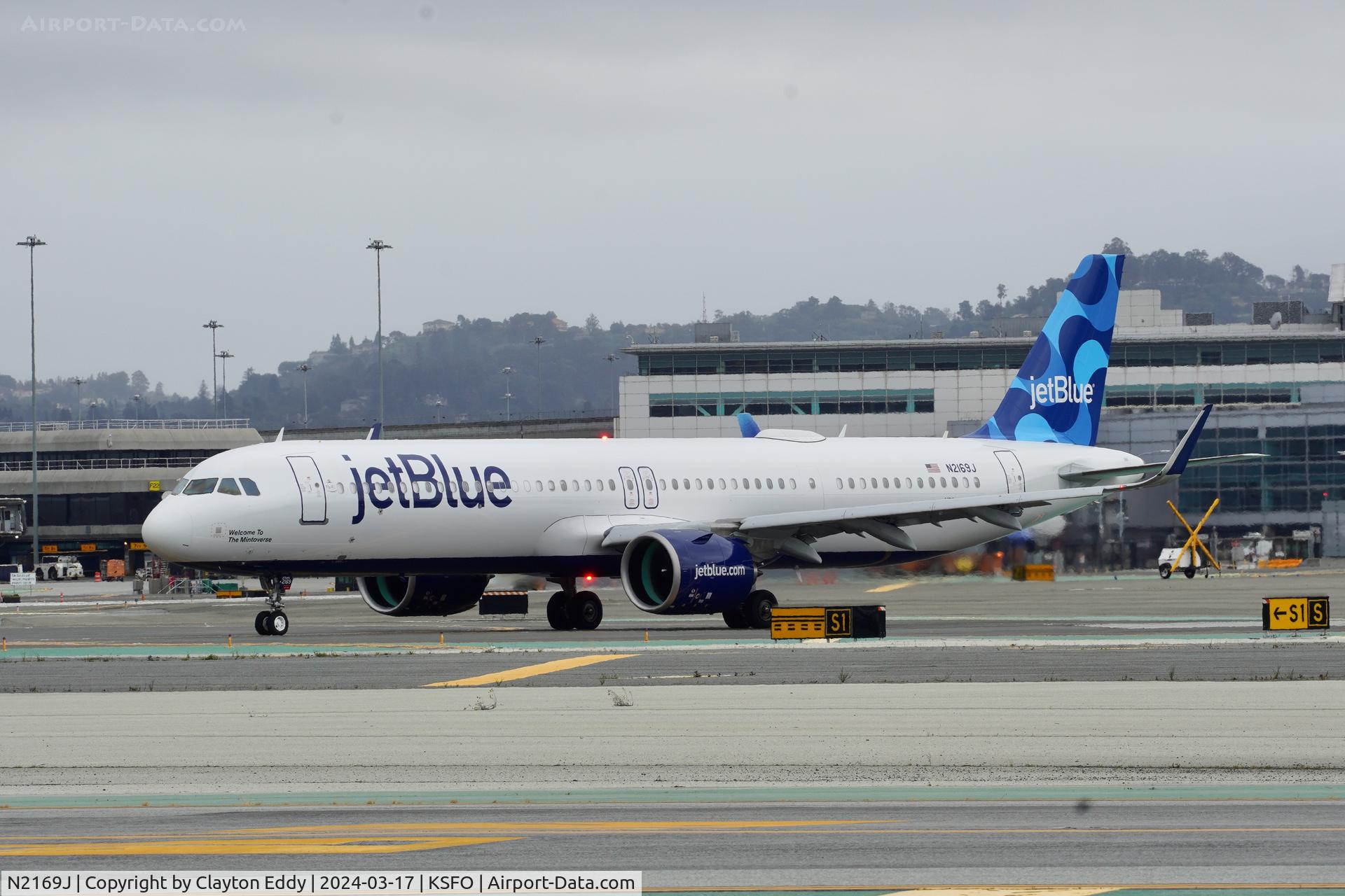 N2169J, 2024 Airbus A321-271NX (NEO) C/N 11695, Runway 10 SFO 2024.