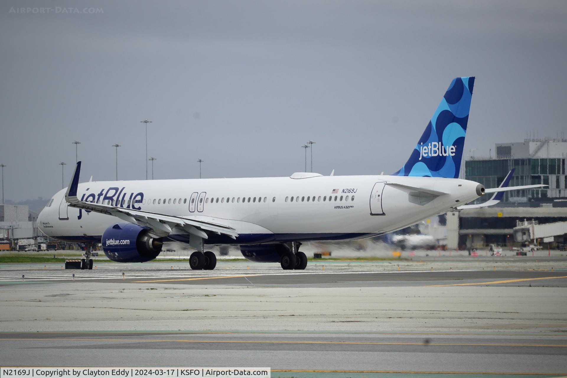 N2169J, 2024 Airbus A321-271NX (NEO) C/N 11695, Runway 10 SFO 2024.