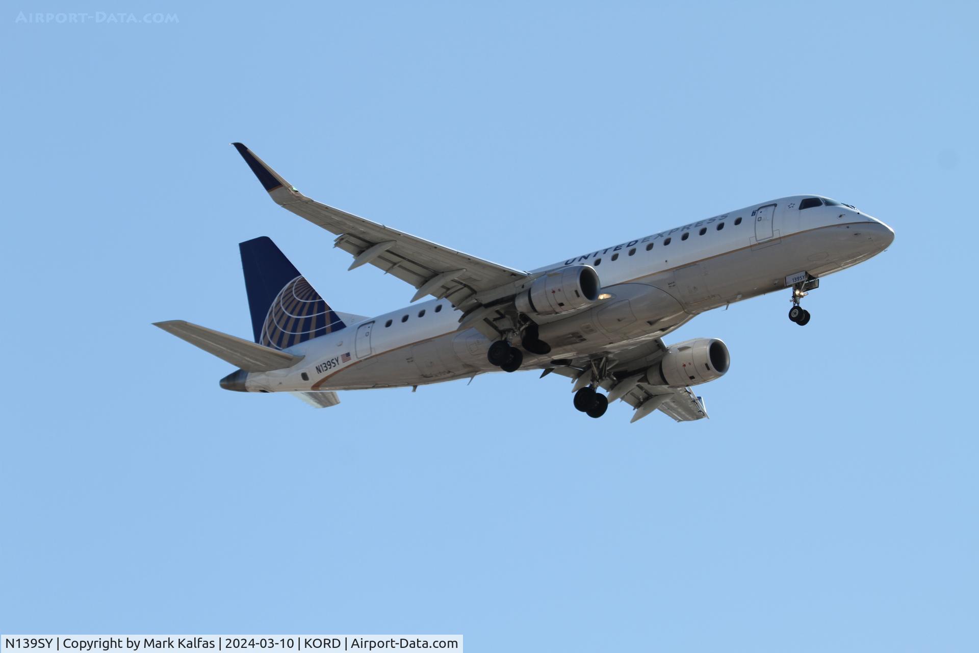 N139SY, 2015 Embraer 175LR (ERJ-170-200LR) C/N 17000468, E75L SkyWes/United Express  Embraer ERJ-170-200LR  N139SY SKW5356 MCI-ORD