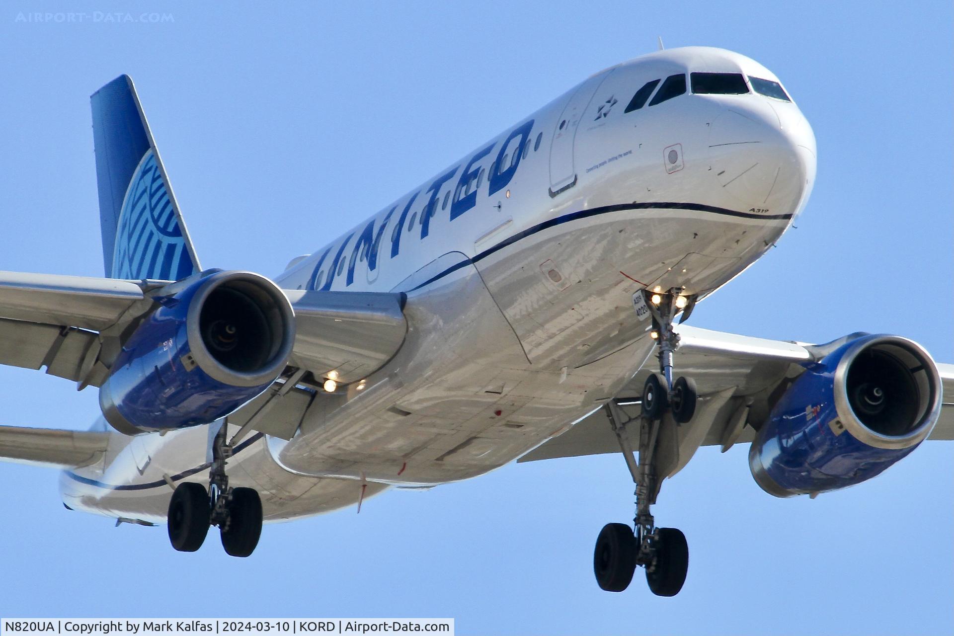 N820UA, 1998 Airbus A319-131 C/N 898, A319 United Airlines Airbus A319-131  N820UA UAL310 MSY-ORD