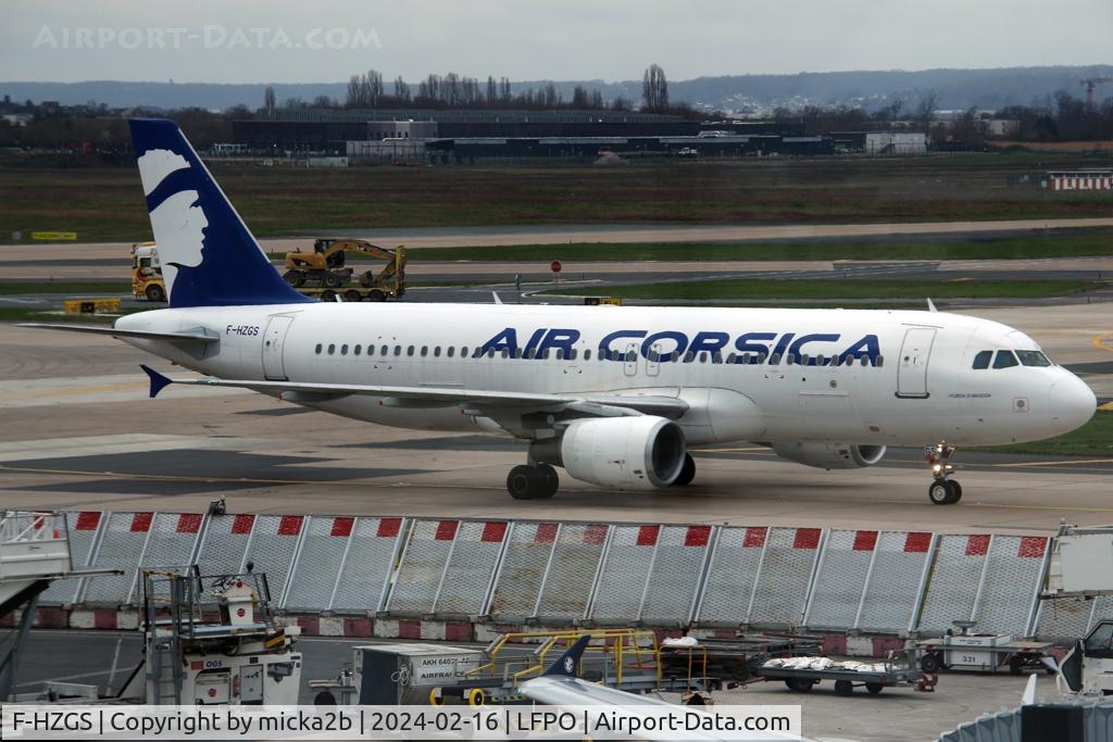 F-HZGS, 2000 Airbus A320-214 C/N 1286, Taxiing