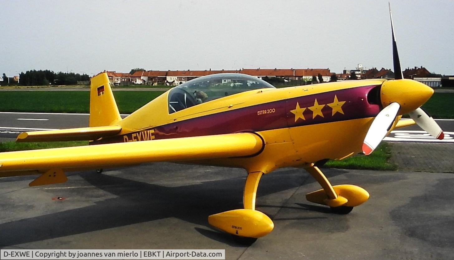 D-EXWE, EXTRA FLUGZEUGBAU EA200 C/N 014, ex-slide