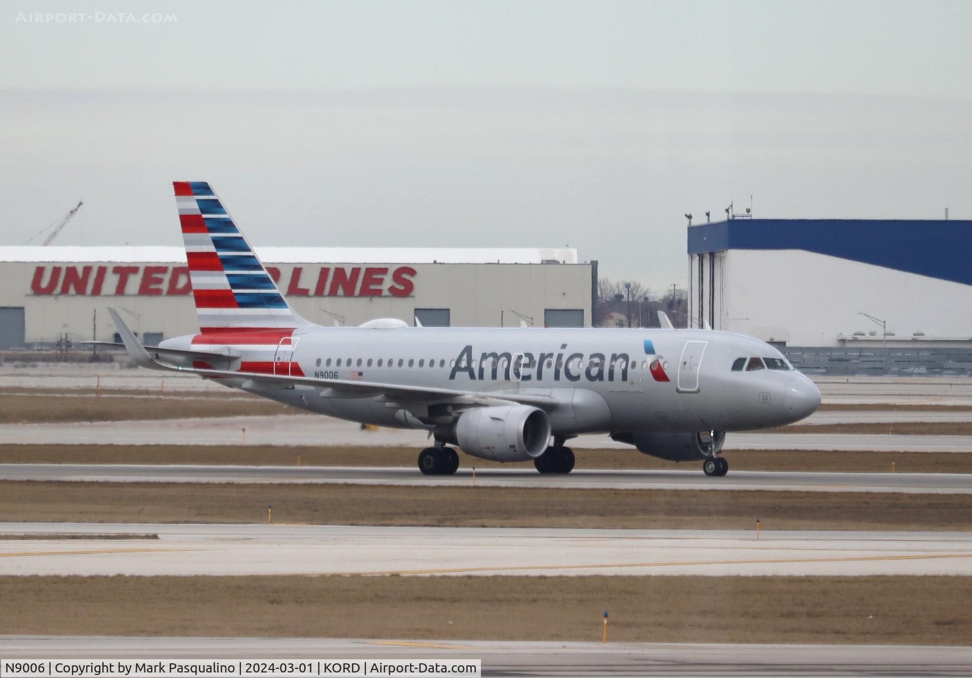 N9006, 2013 Airbus A319-115 C/N 5761, Airbus A319-115