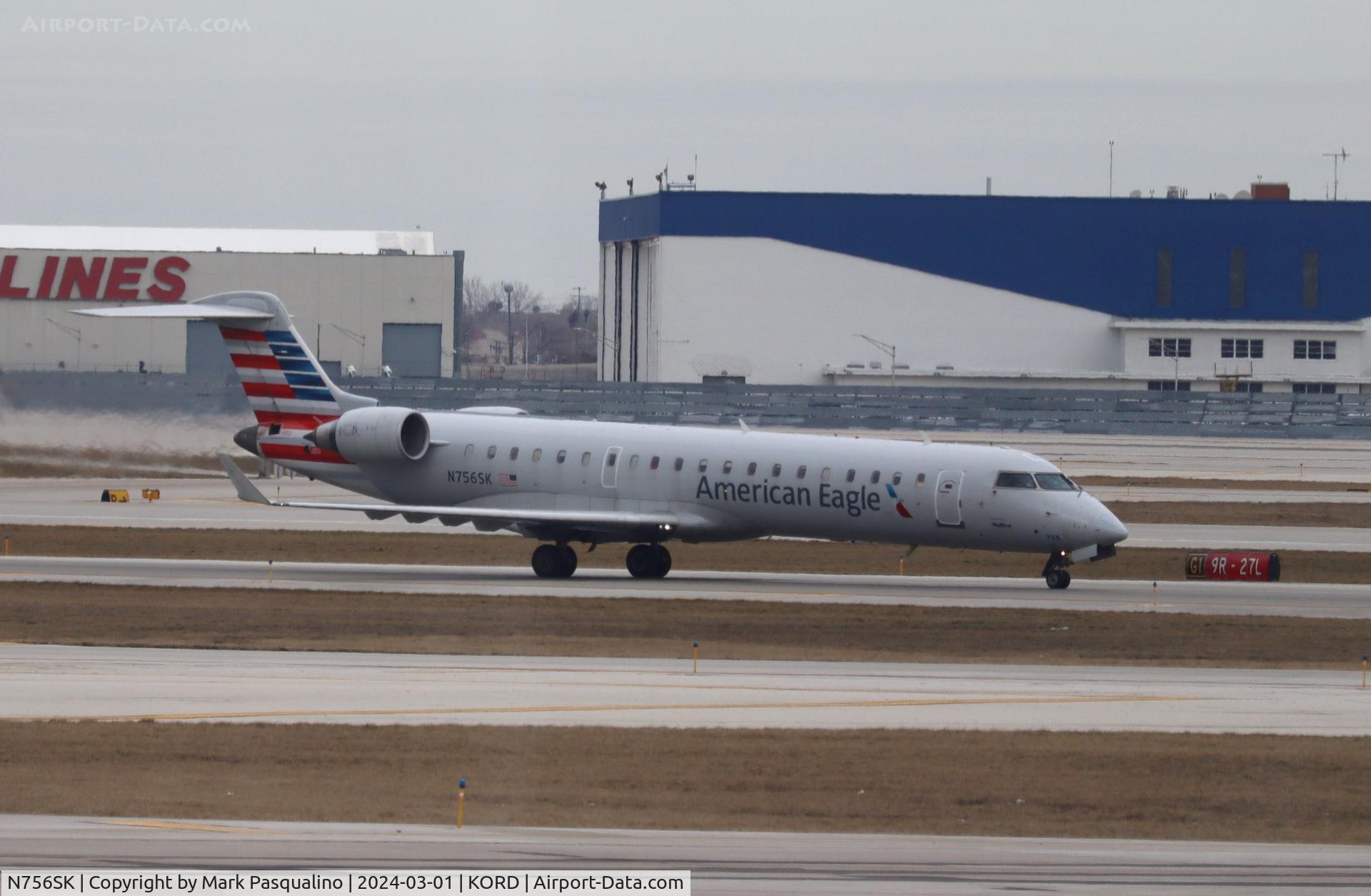 N756SK, 2005 Bombardier CRJ-701ER (CL-600-2C10) Regional Jet C/N 10221, CL-600-2C10