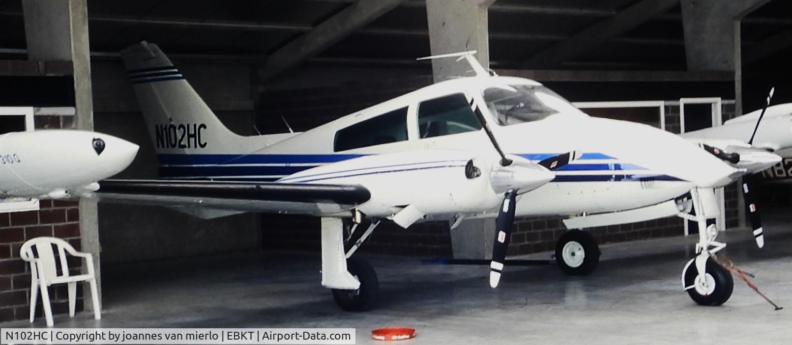 N102HC, 1972 Cessna T310Q C/N 310Q-0112, ex-slide