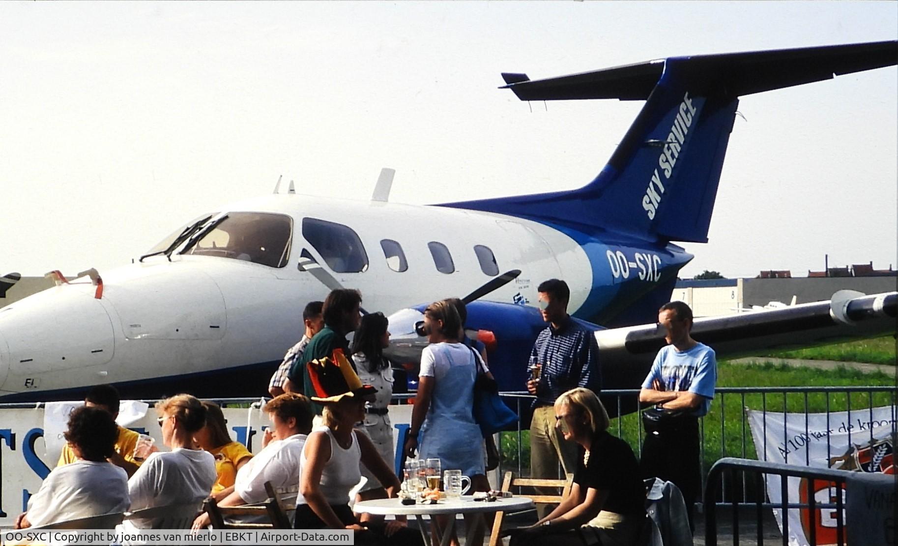 OO-SXC, 1981 Embraer EMB-121A Xingu C/N 121105, ex-slide