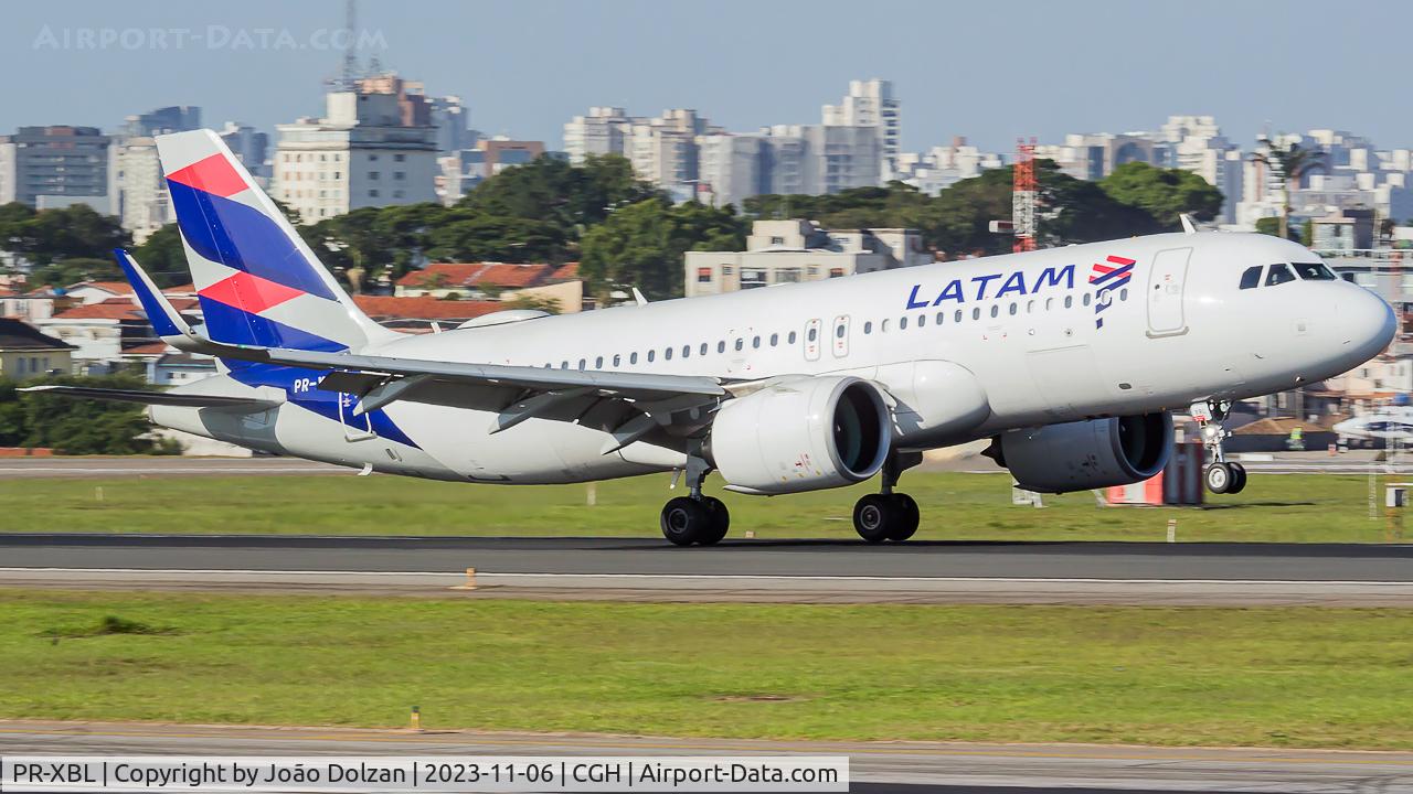 PR-XBL, 2022 Airbus A320neo C/N 11293, Landing at CGH.