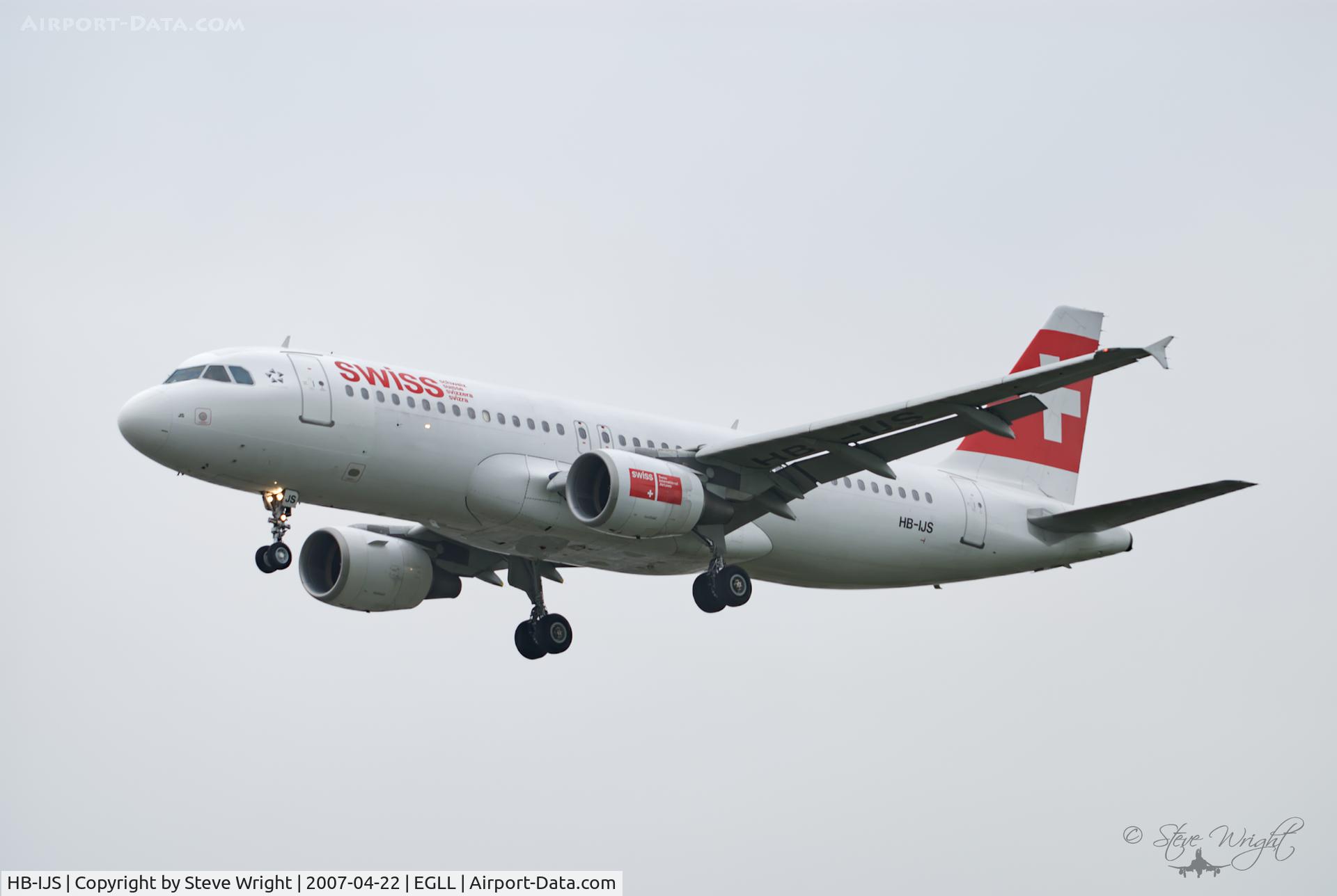 HB-IJS, 1998 Airbus A320-214 C/N 782, London Heathrow Airport