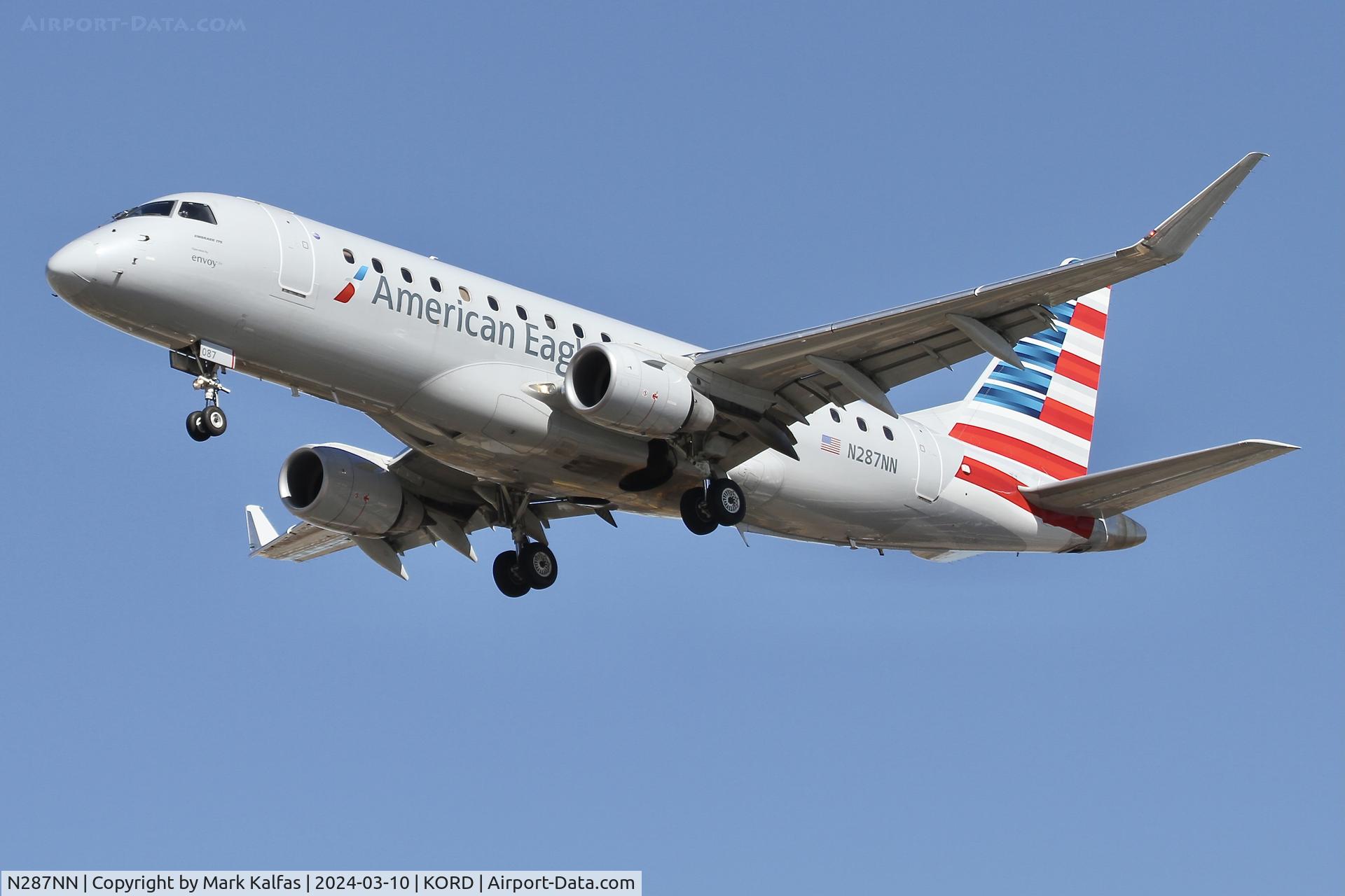 N287NN, 2019 Embraer ERJ-175 C/N 17000828, E75L Envoy/American Eagle Embraer ERJ-175  N287NN ENY3960 OMA-ORD