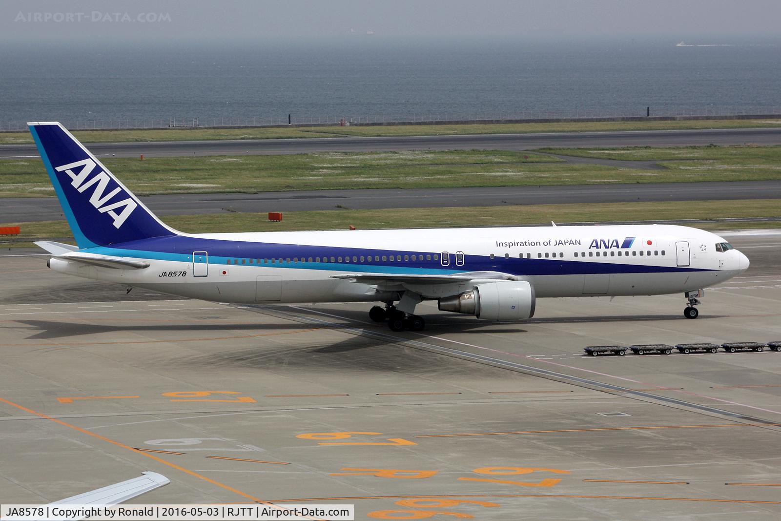 JA8578, 1993 Boeing 767-381 C/N 25658, at hnd