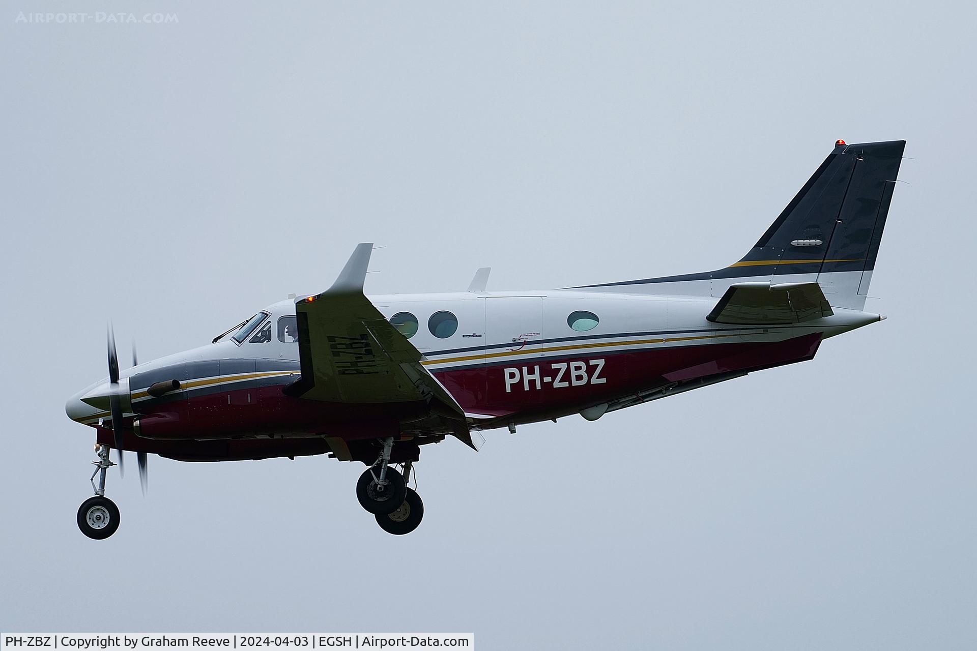 PH-ZBZ, 1988 Beech C90A King Air C/N LJ-1164, On approach to Norwich.