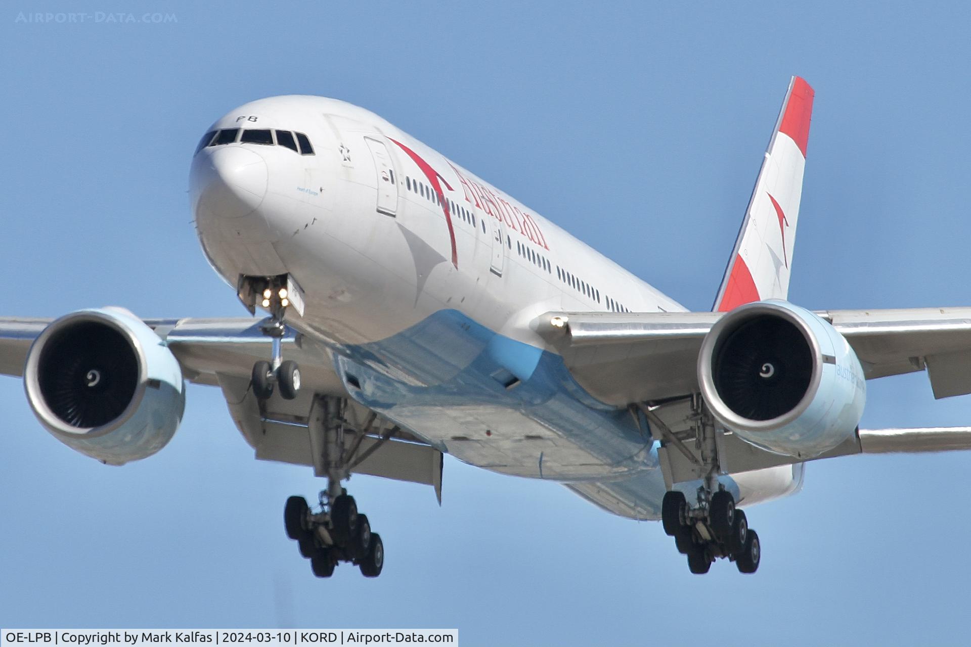 OE-LPB, 1998 Boeing 777-2Z9/ER C/N 28699, B772 Austrian Airlines Boeing 777-2Z9/ER OE-LPB AUA65 LOWW-KORD