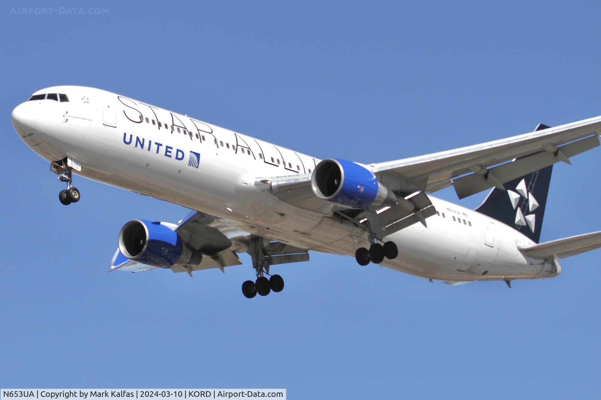 N653UA, 1992 Boeing 767-322 C/N 25391, B763 United Airlines Boeing 767-322 N653UA UAL958 EGLL-KORD