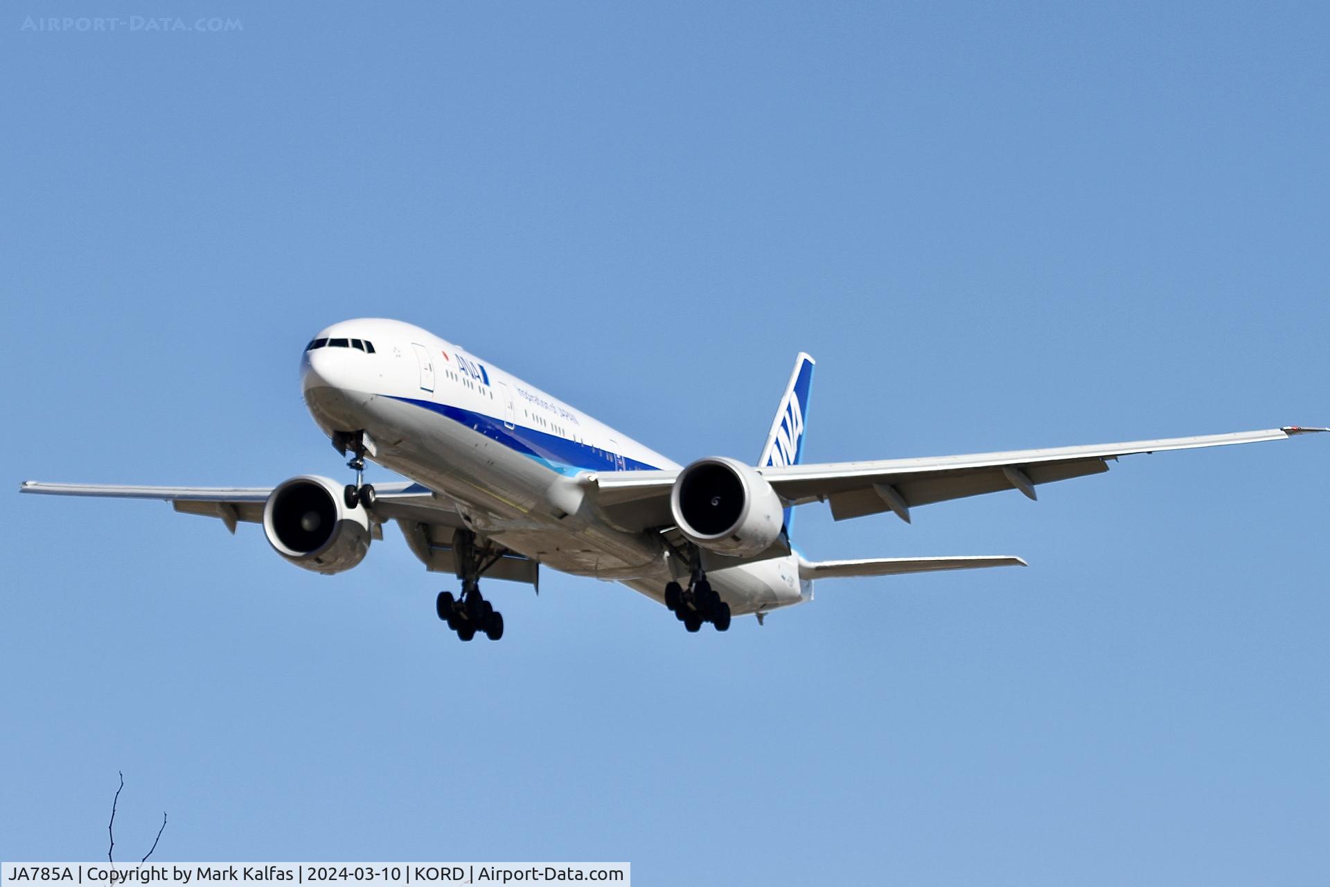 JA785A, 2010 Boeing 777-381/ER C/N 37951, B77W ANA Boeing 777-381/ER JA785A ANA12 RJAA-KORD
