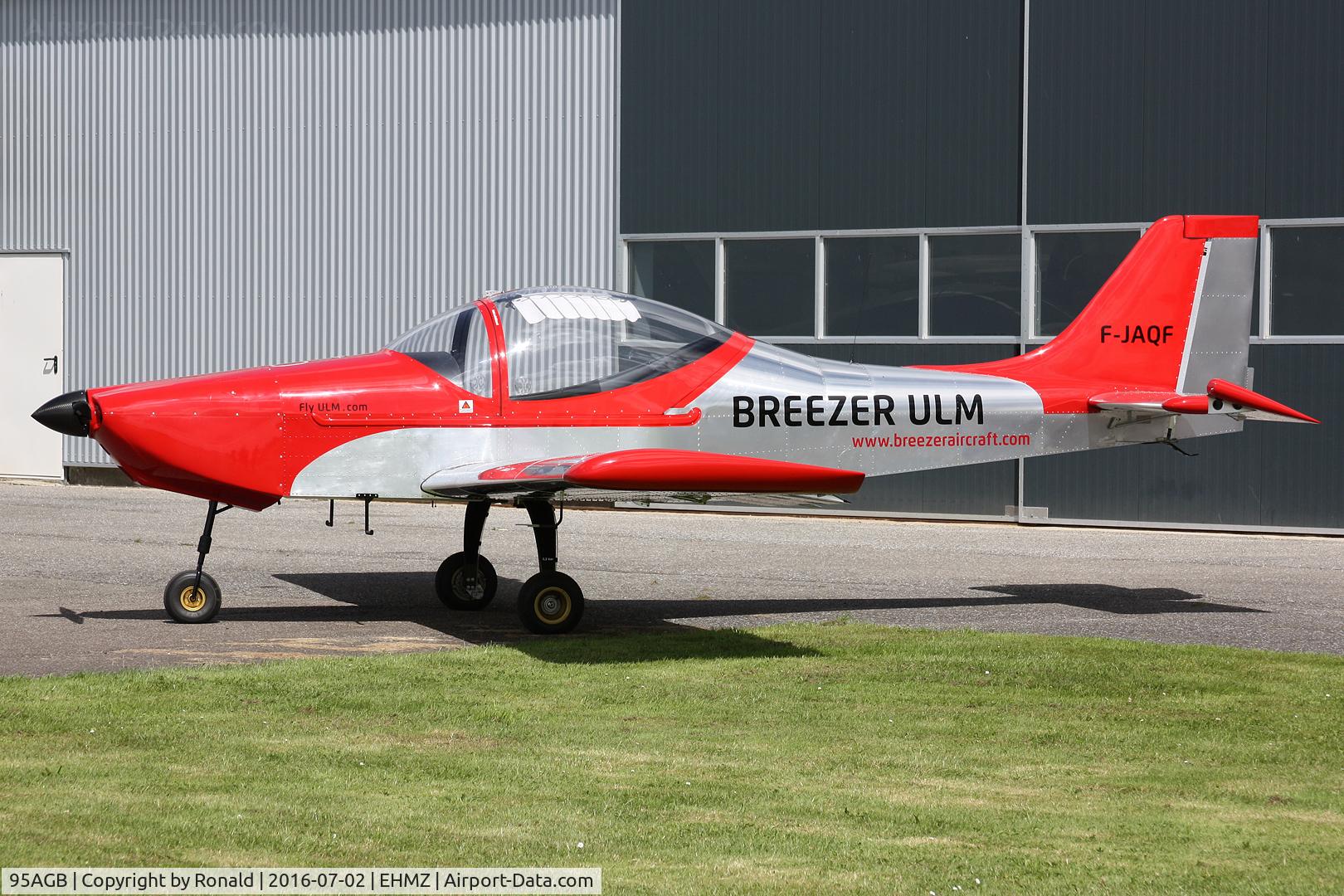 95AGB, Breezer B400 UL C/N UL-129, at ehmz
