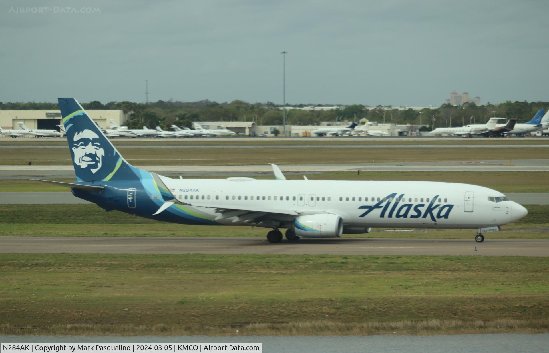 N284AK, 2017 Boeing 737-990/ER C/N 64152, Boeing 737-990/ER