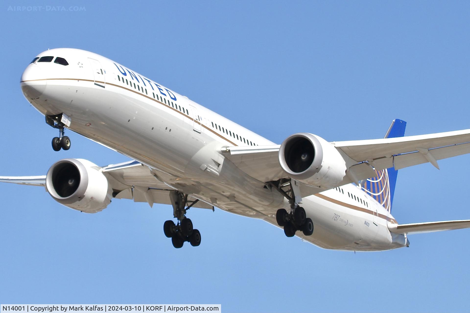 N14001, 2018 Boeing 787-10 Dreamliner Dreamliner C/N 40936, B78X United Airlines Boeing 787-10 Dreamliner N14001 UAL952 EDDM-KORD