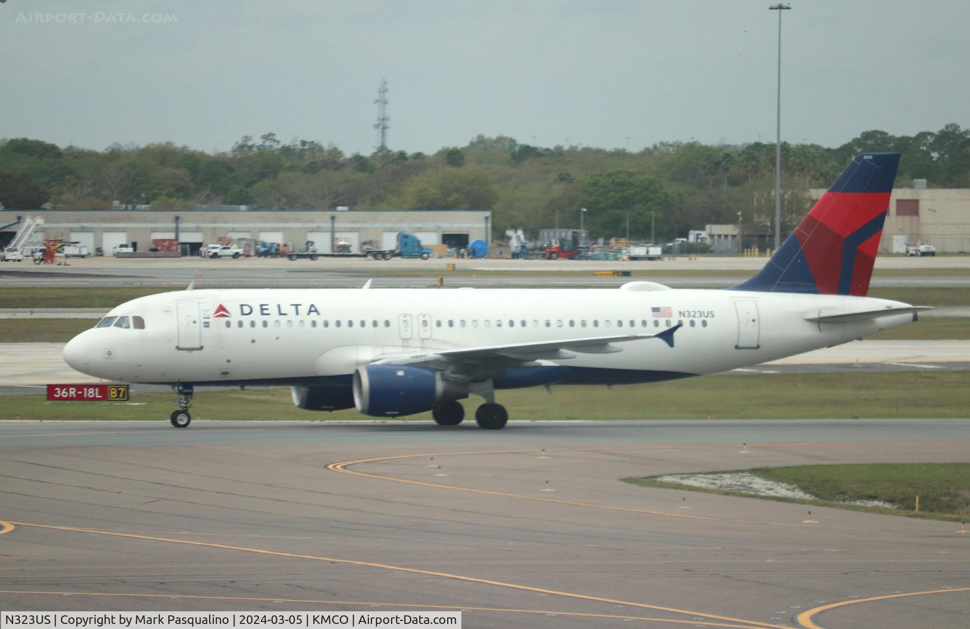 N323US, 1992 Airbus A320-211 C/N 272, Airbus A320-211