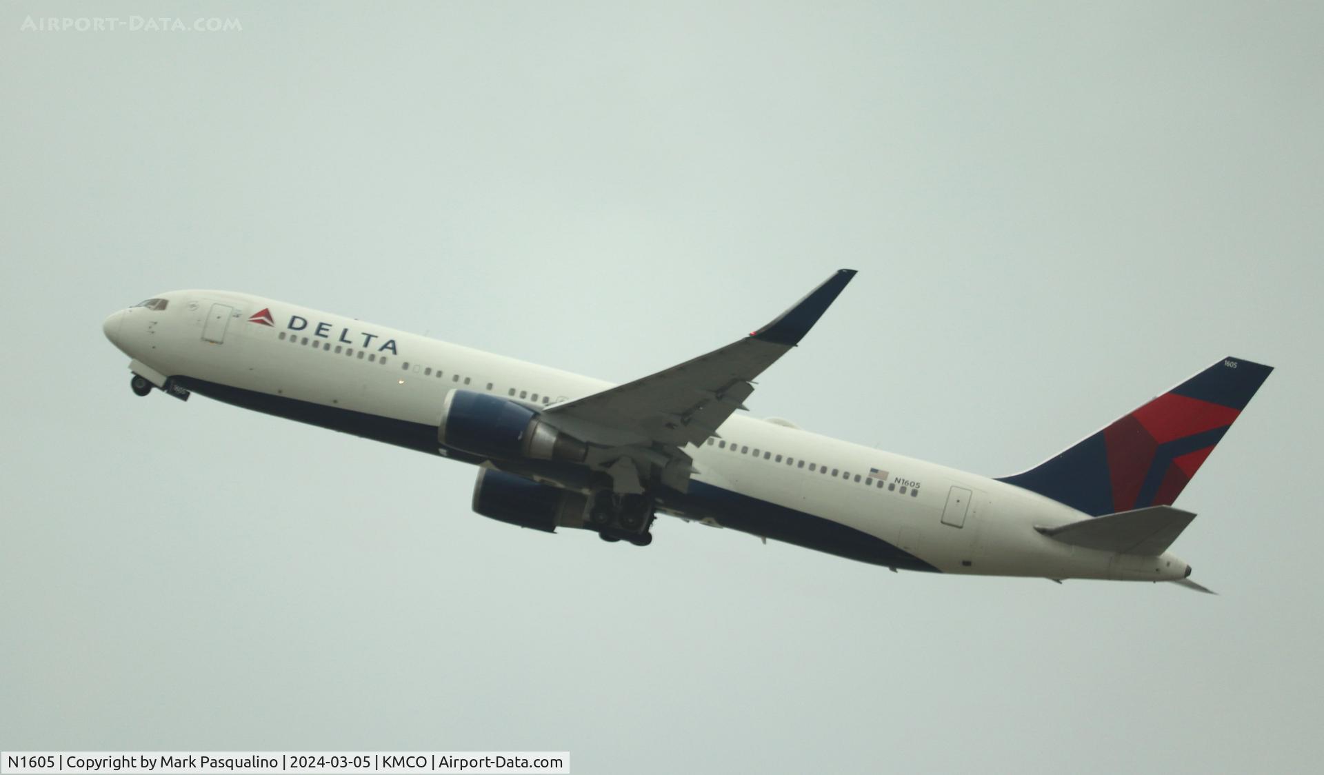 N1605, 1999 Boeing 767-332 C/N 30198, Boeing 767-332