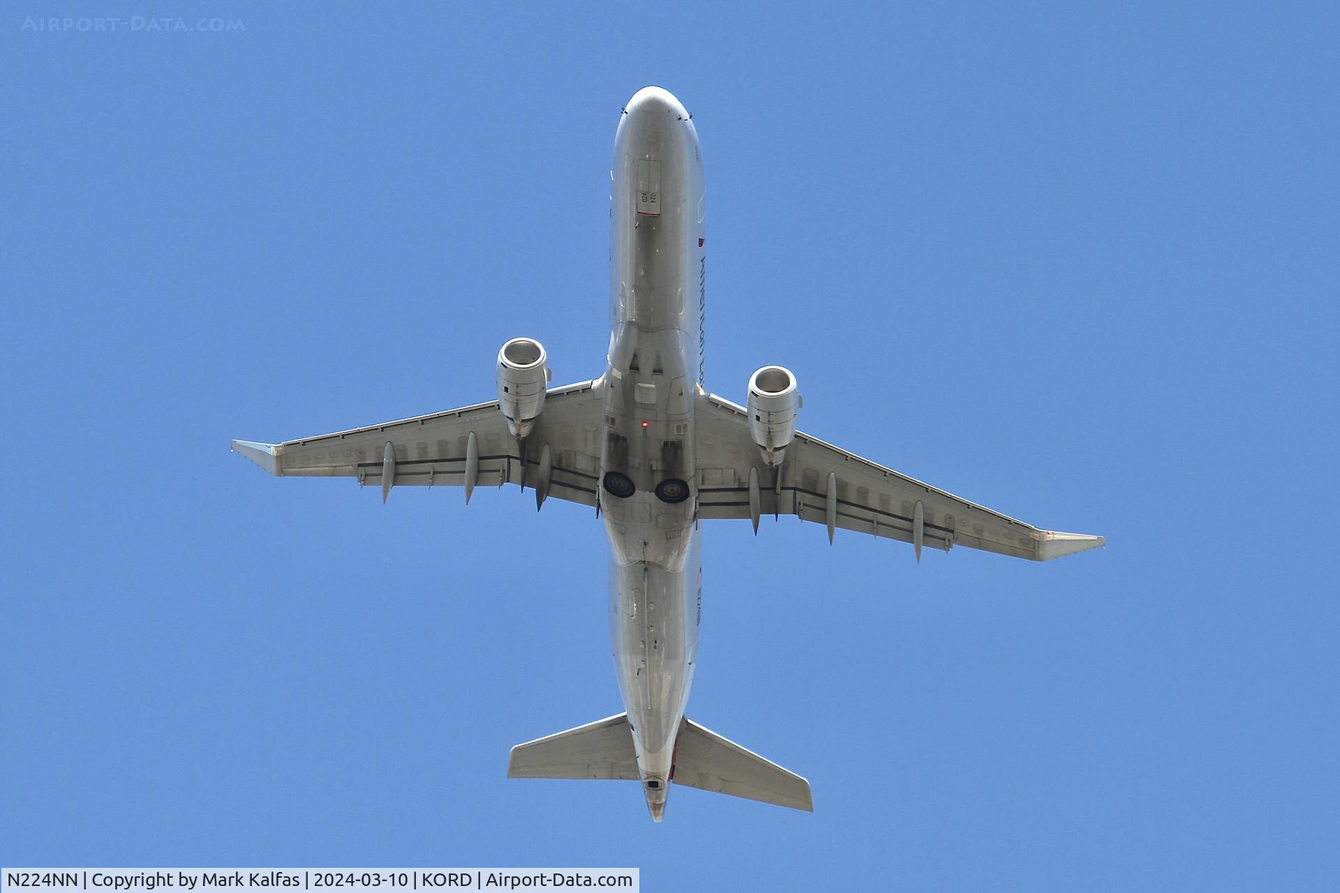 N224NN, 2016 Embraer 175LR (ERJ-170-200LR) C/N 17000536, E170 Envoy Air/ American Eagle EMBRAER S A ERJ 170-200 LR N224NN ENY3317 ORD-XNA