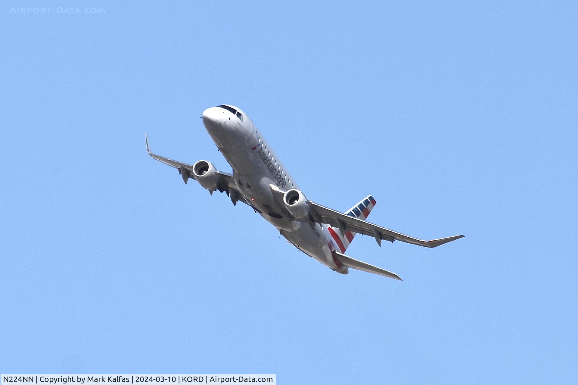 N224NN, 2016 Embraer 175LR (ERJ-170-200LR) C/N 17000536, E170 Envoy Air/ American Eagle EMBRAER S A ERJ 170-200 LR N224NN ENY3317 ORD-XNA