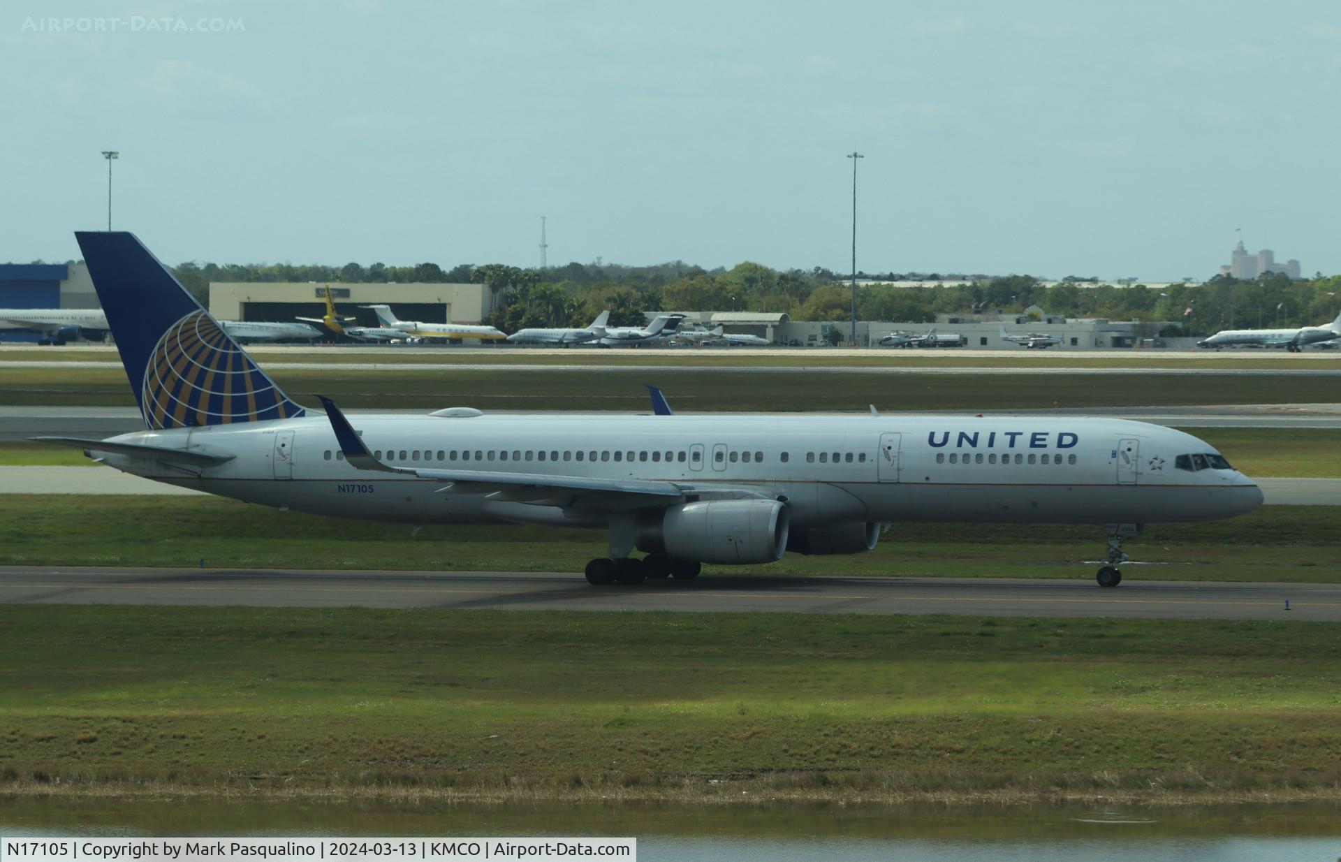 N17105, 1994 Boeing 757-224 C/N 27295, Boeing 757-224